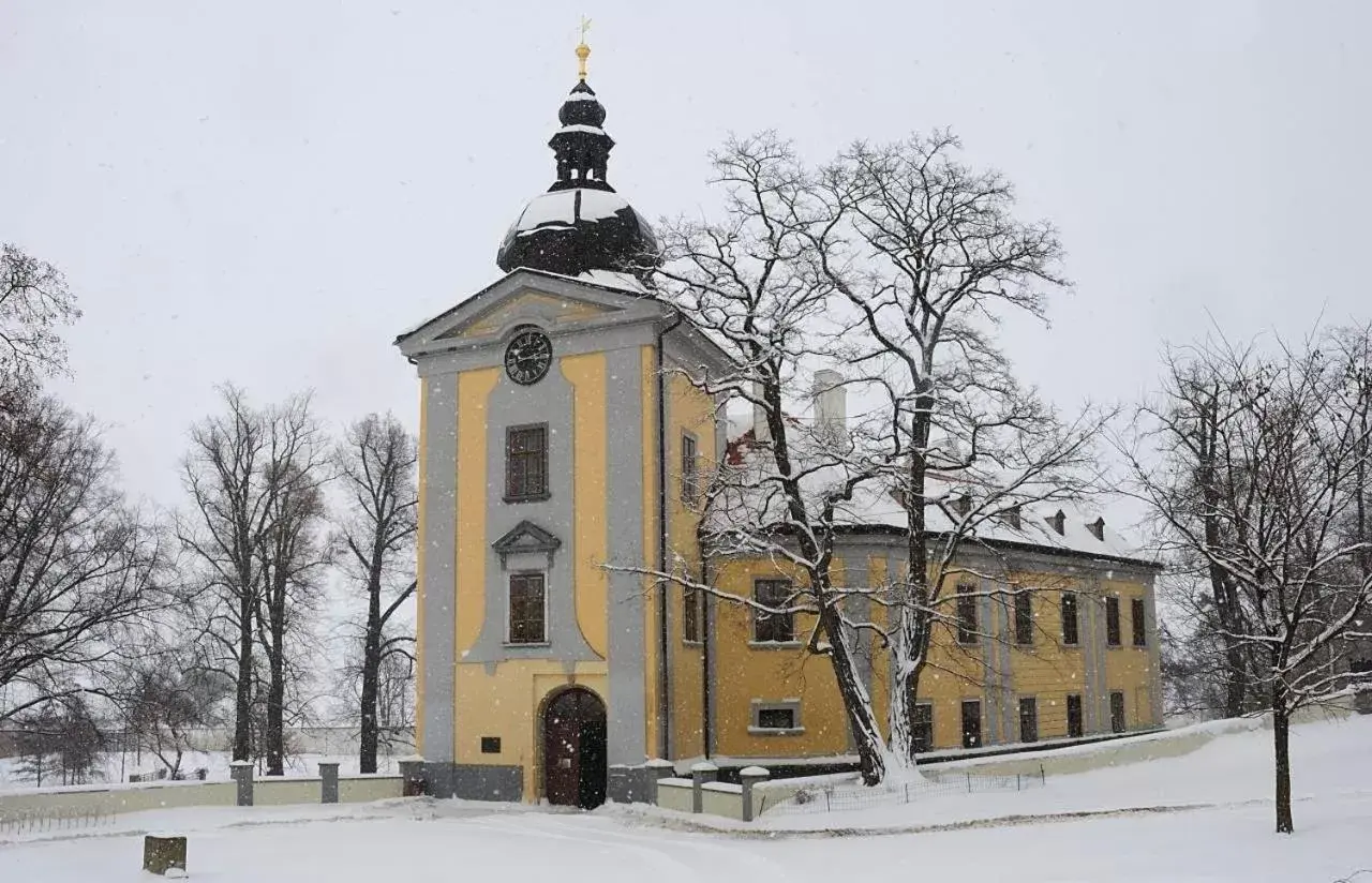 Winter in Pytloun Chateau Hotel Ctěnice