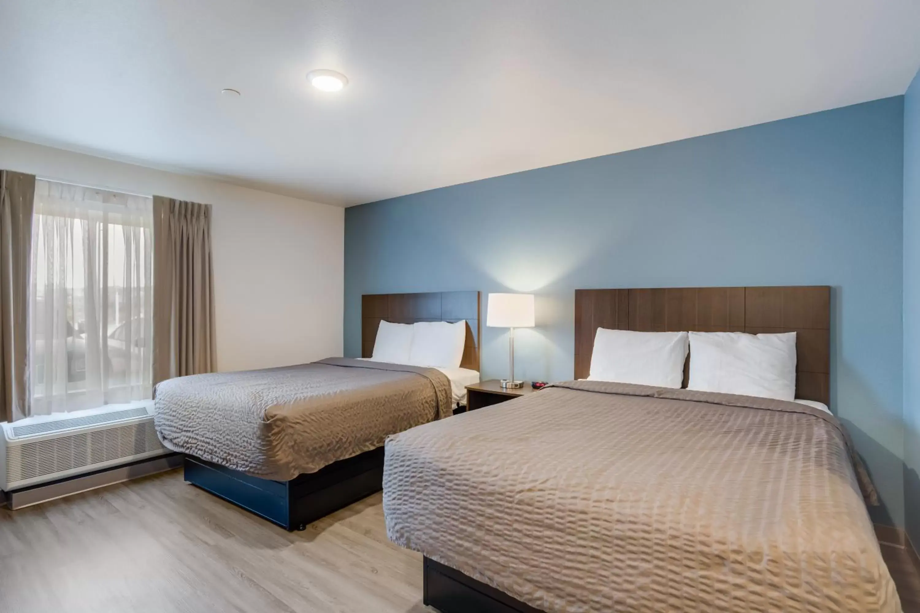 Bedroom, Bed in WoodSpring Suites Smyrna-La Vergne