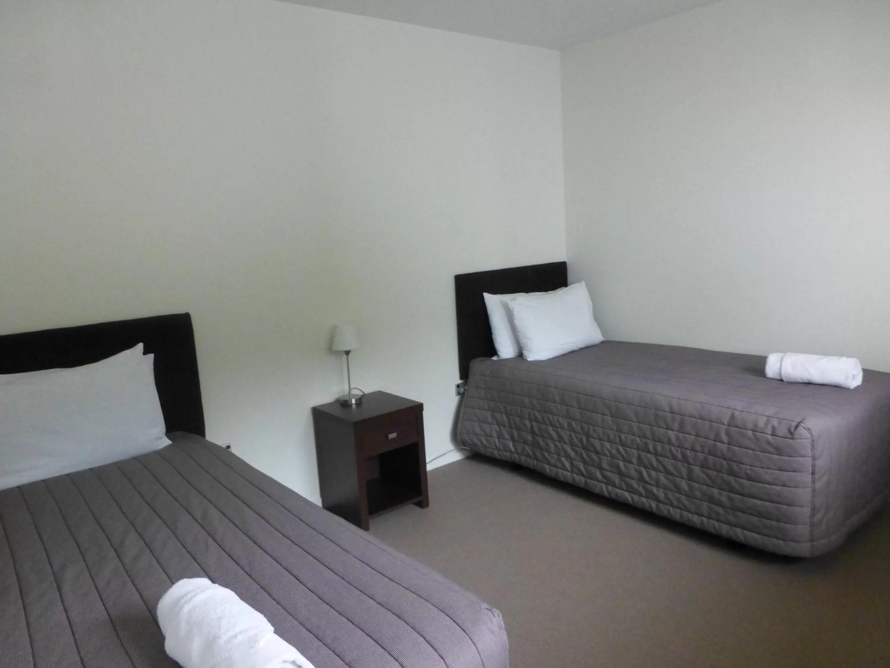 Bedroom, Bed in The Park Motel