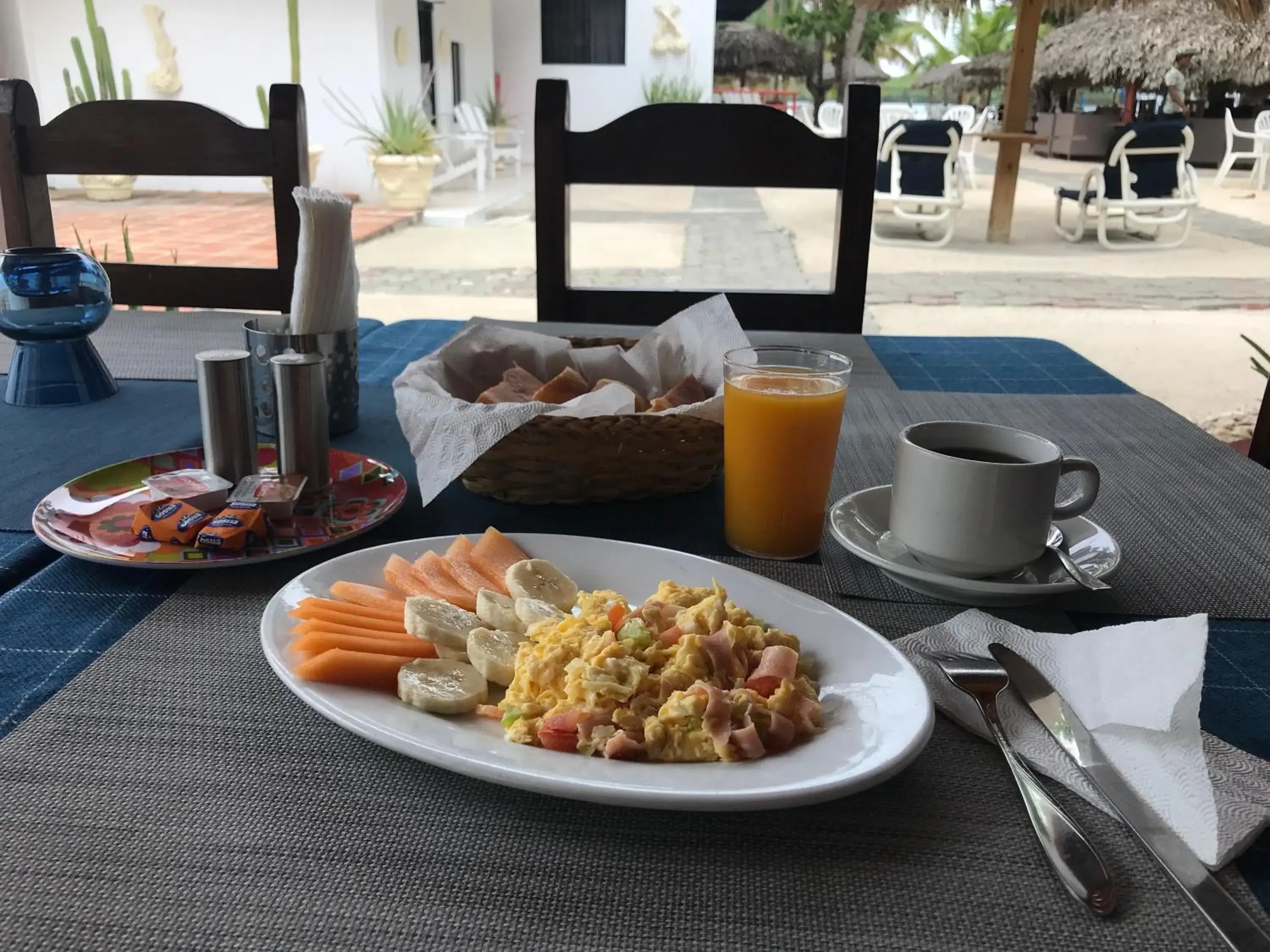 Breakfast in Hotel Zapata
