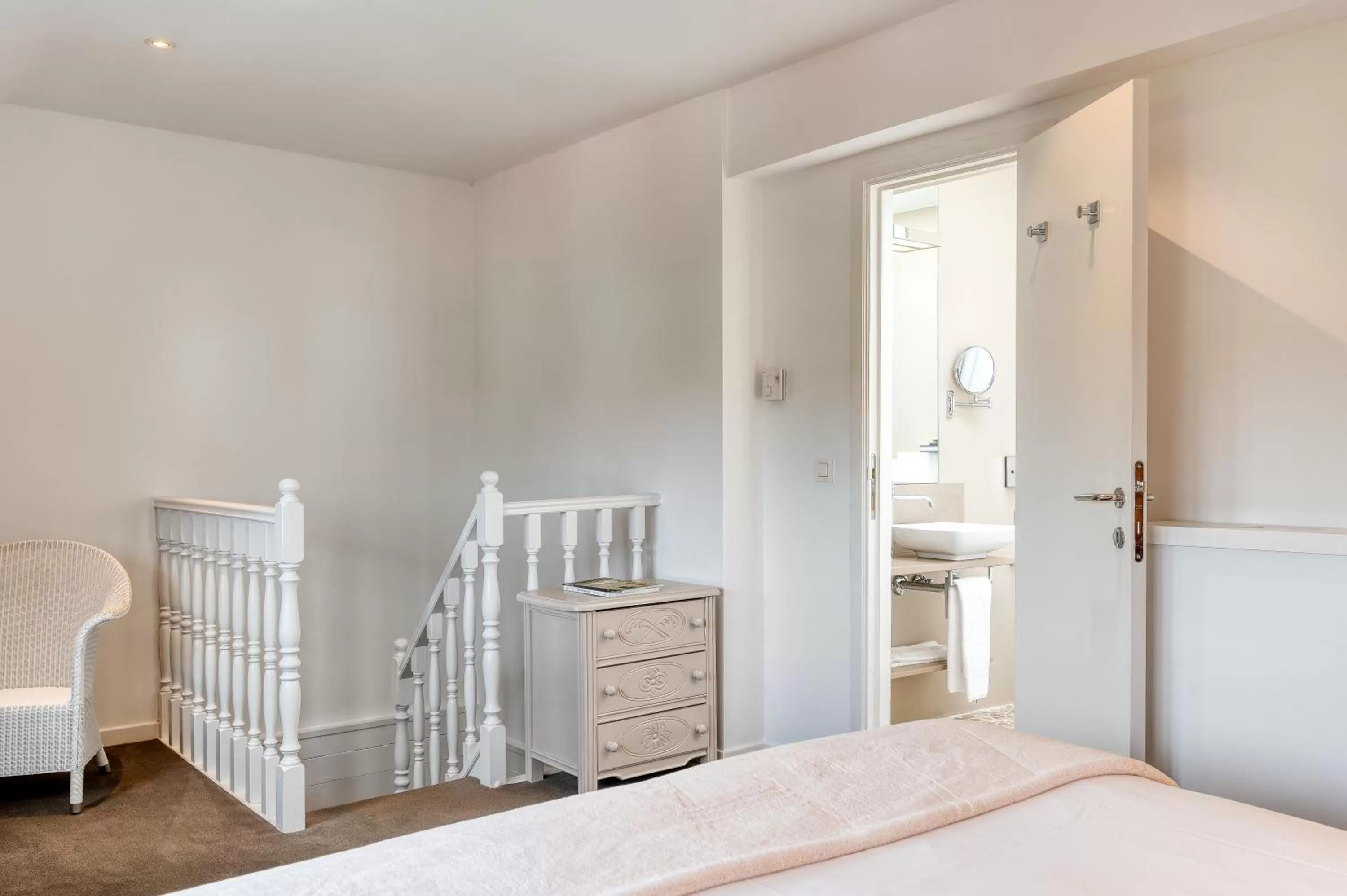 Bedroom, Bed in Hotel Made In Louise