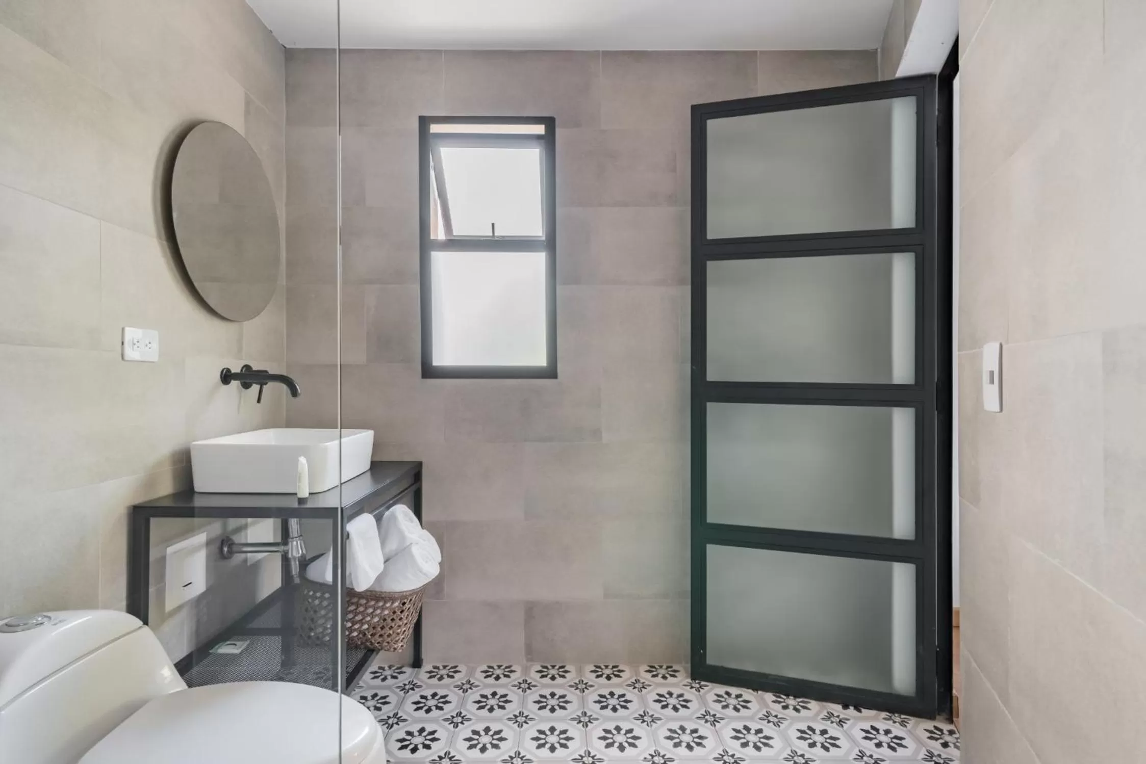 Bathroom in 574 Hotel