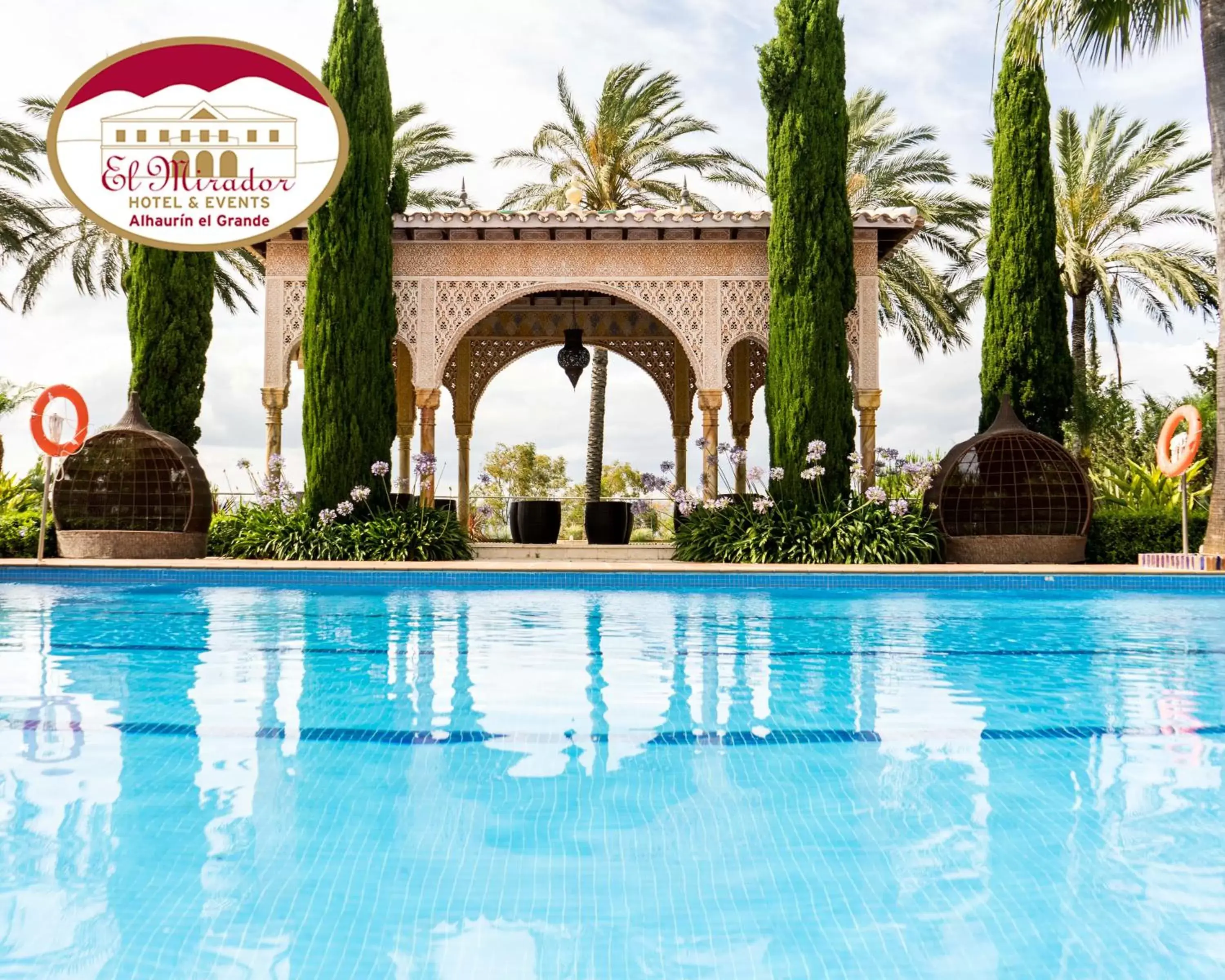 Swimming Pool in Hotel El Mirador