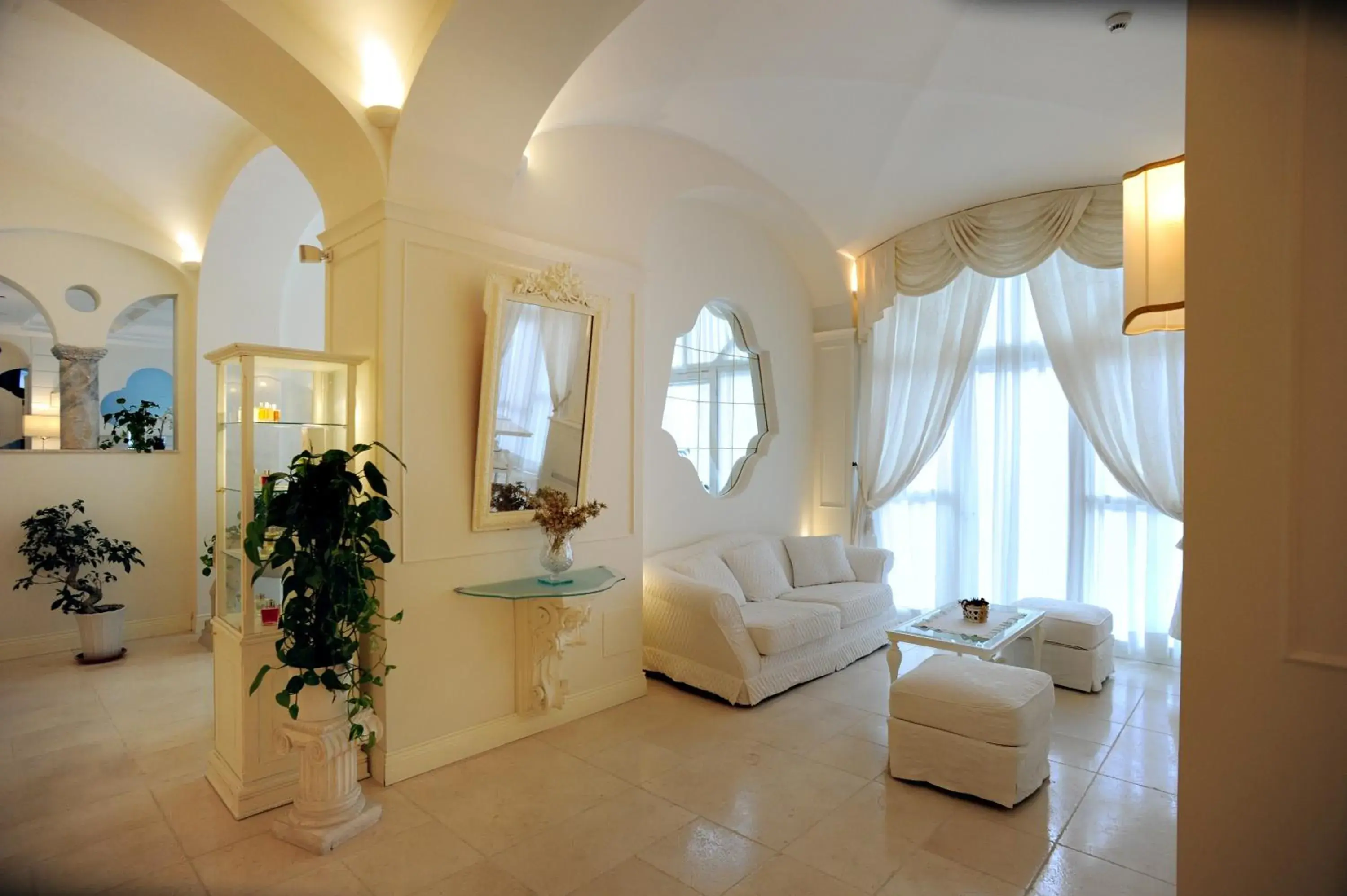 Lobby or reception, Seating Area in Minori Palace