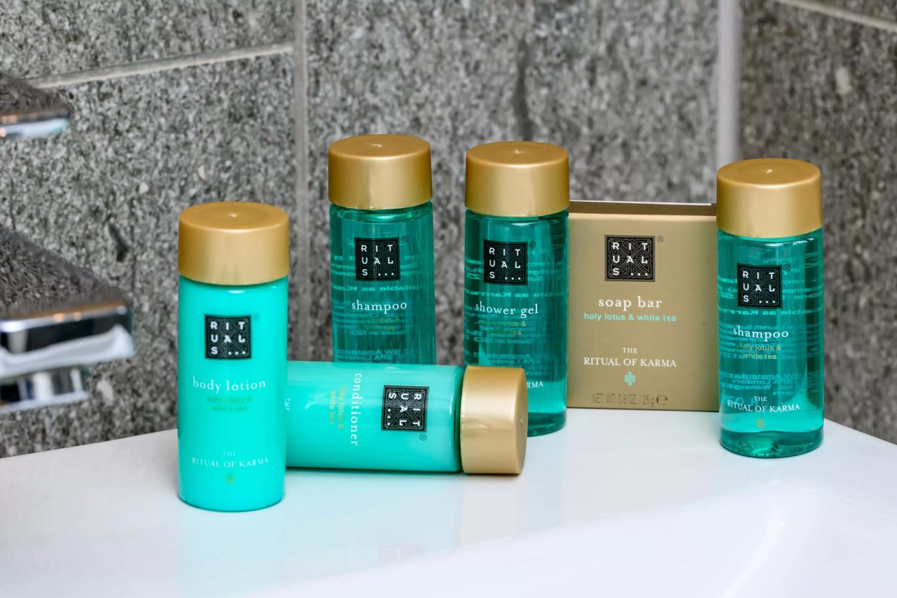 Bathroom in Hotel Del Corso