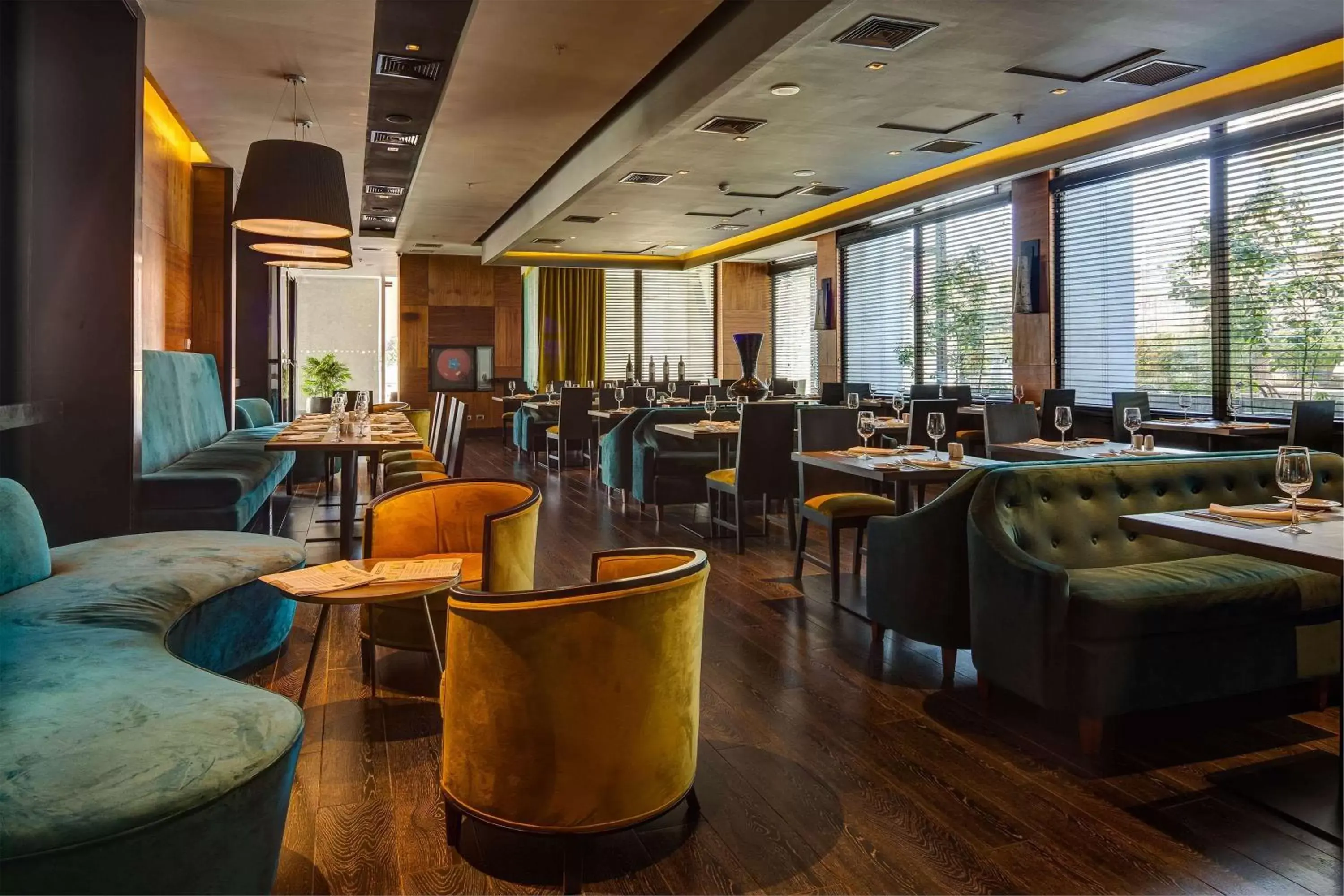 Restaurant/places to eat, Lounge/Bar in Wyndham Santiago Pettra