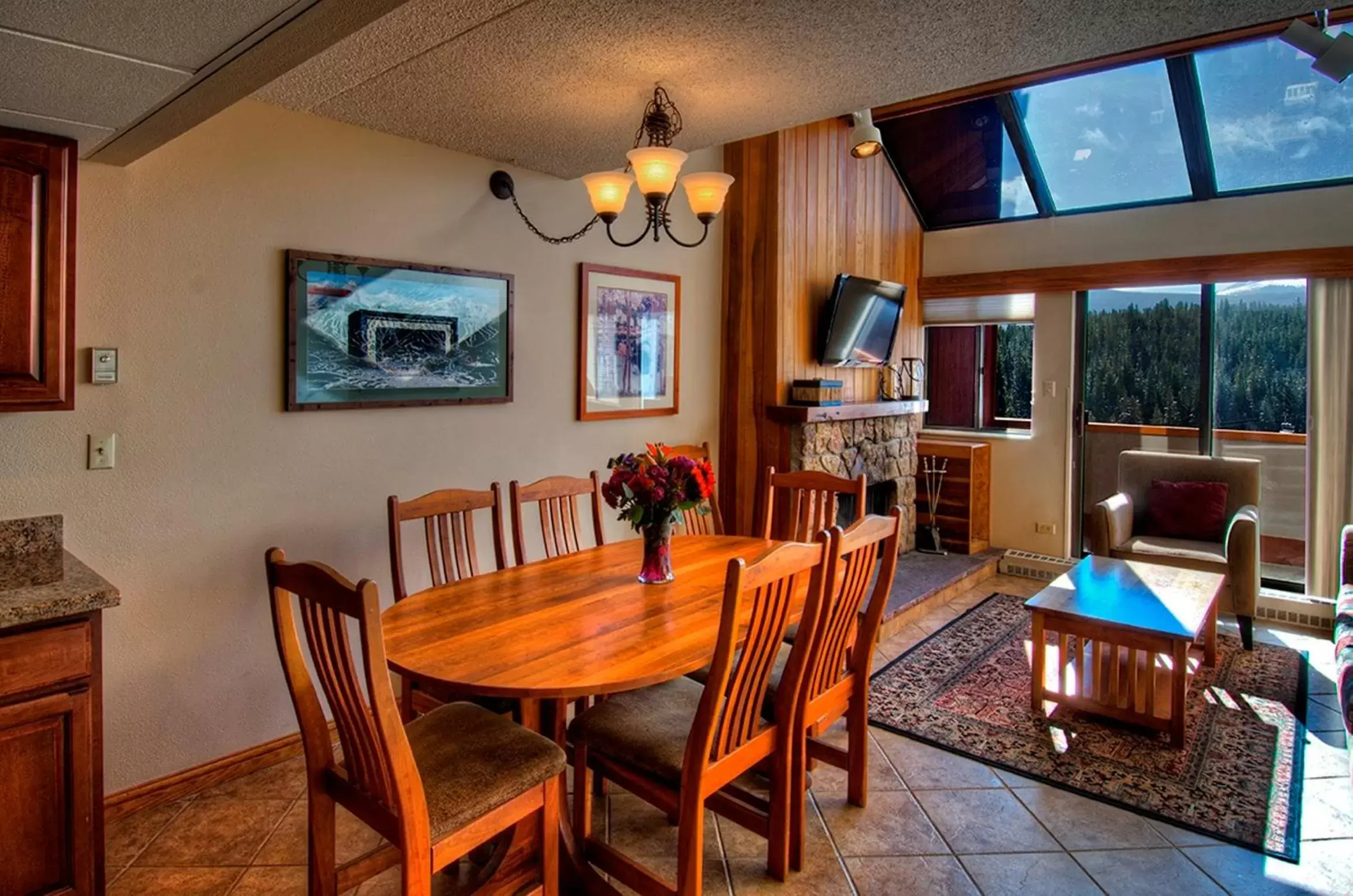 Dining Area in Beaver Run Resort