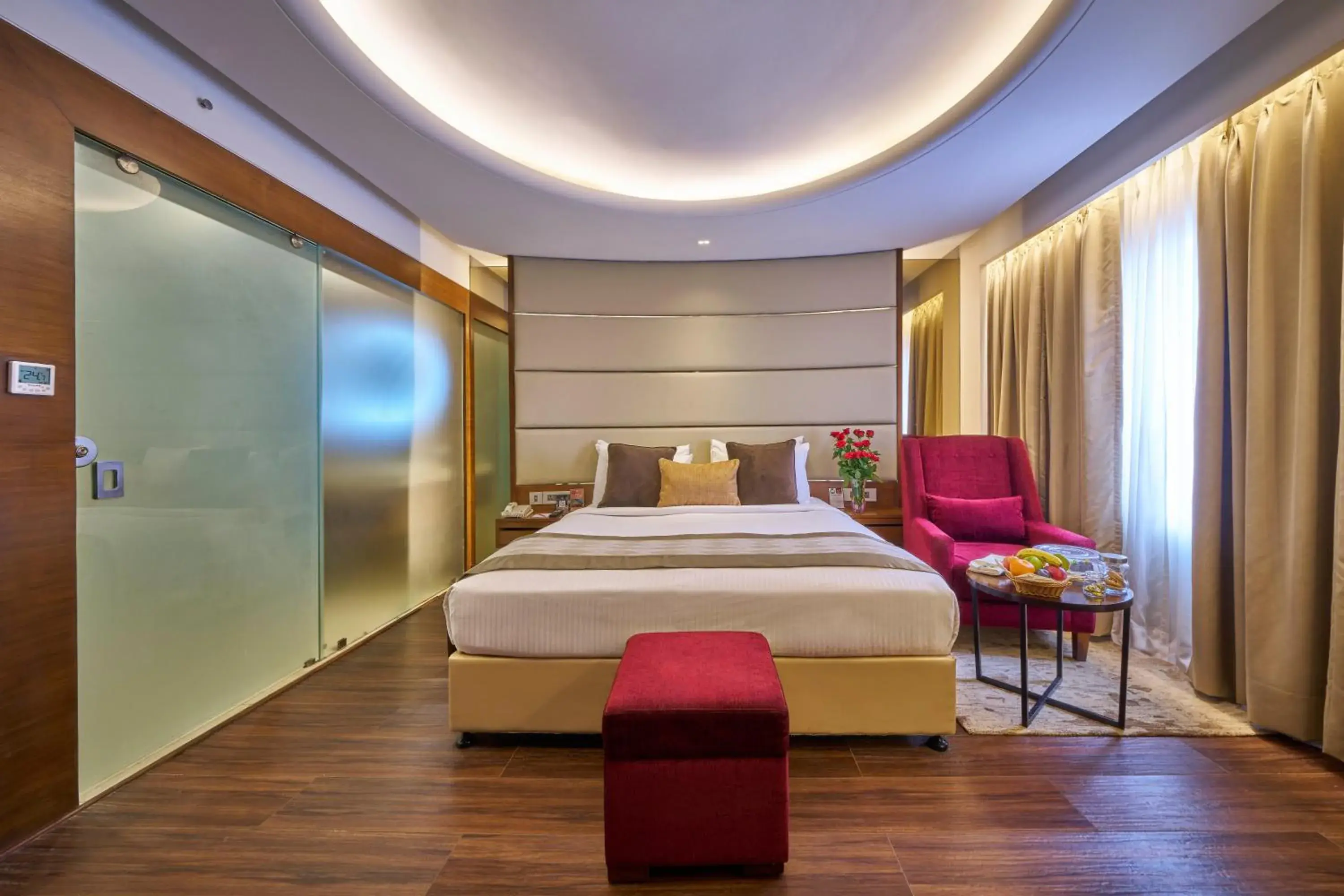 Bed in Hotel Hindusthan International, Bhubaneswar