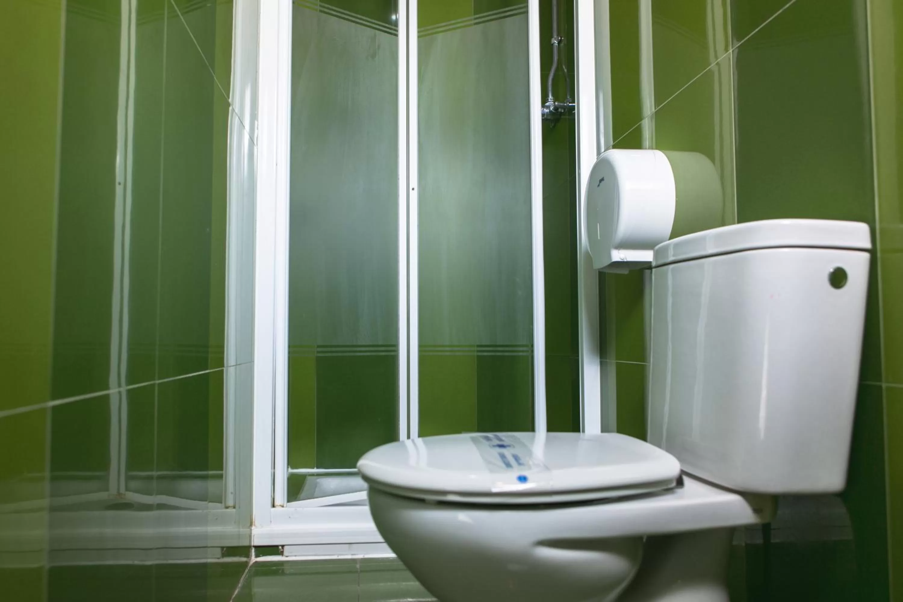 Bathroom in Urbany Hostel Barcelona