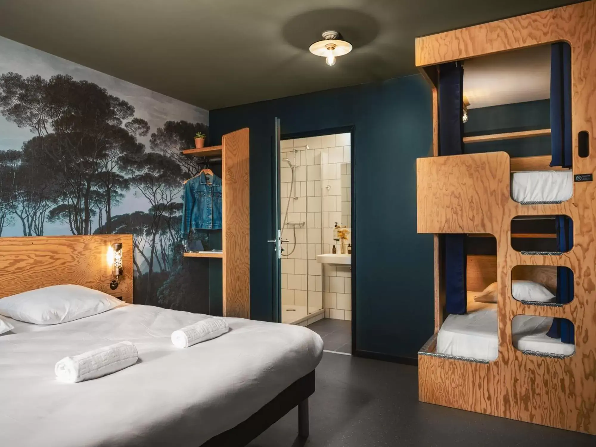 Bedroom, Bunk Bed in Eklo Toulouse