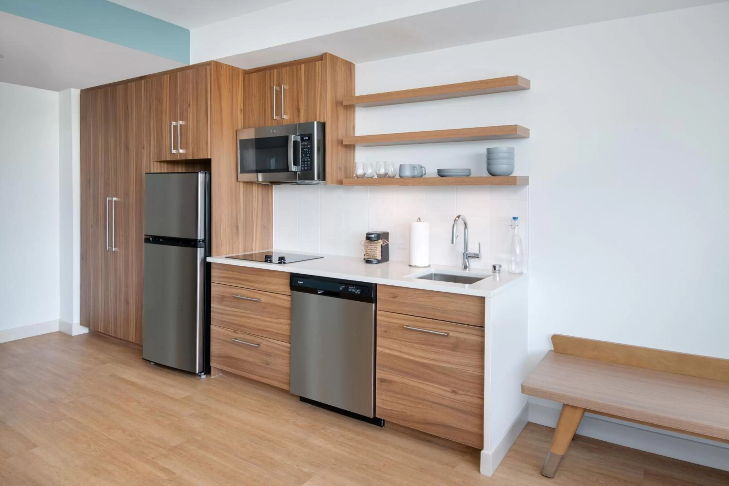 Queen Studio with Sofa Bed - Hearing Accessible in Element Atlanta Buckhead