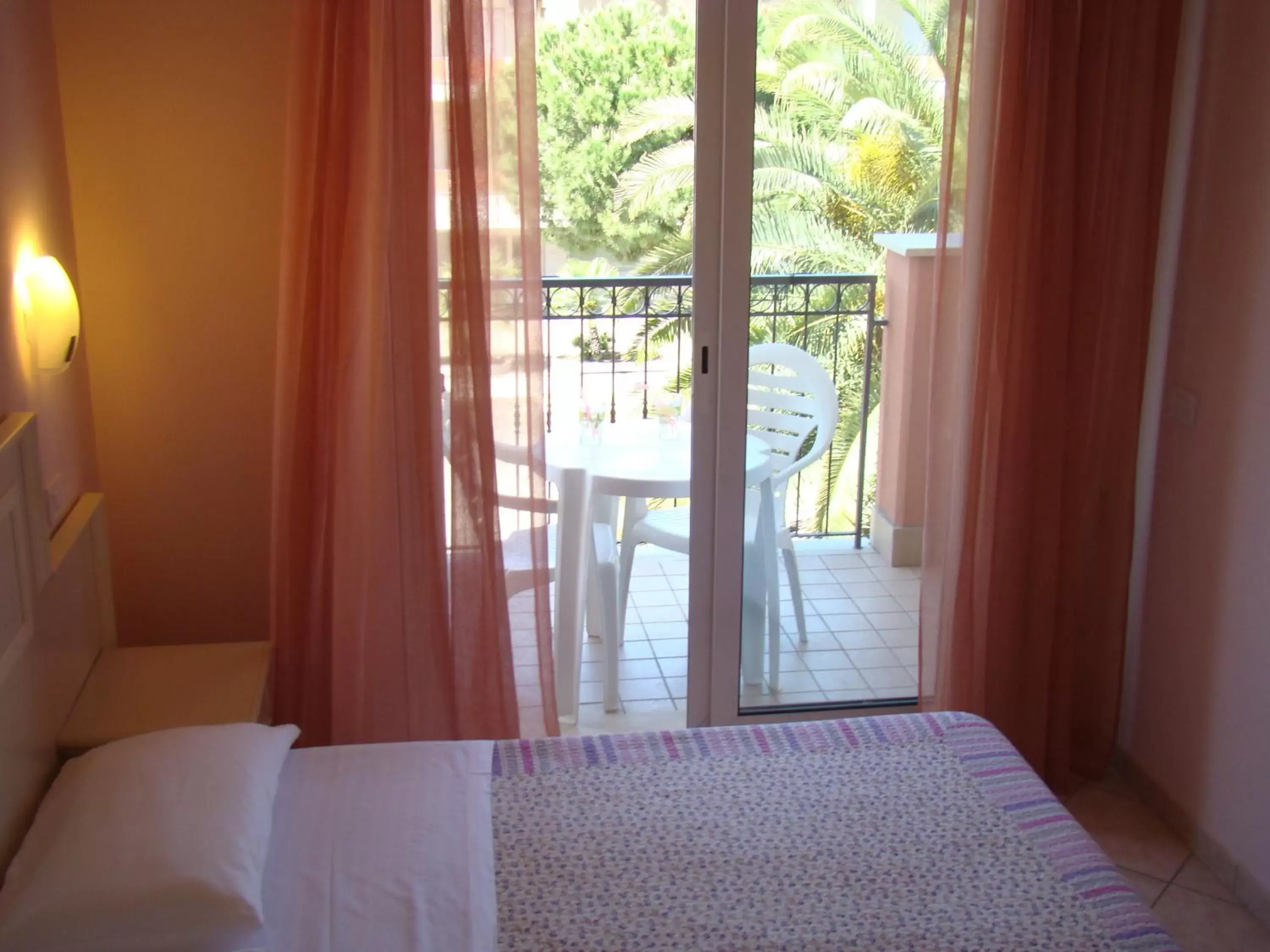 Balcony/Terrace, Bed in Il Casale