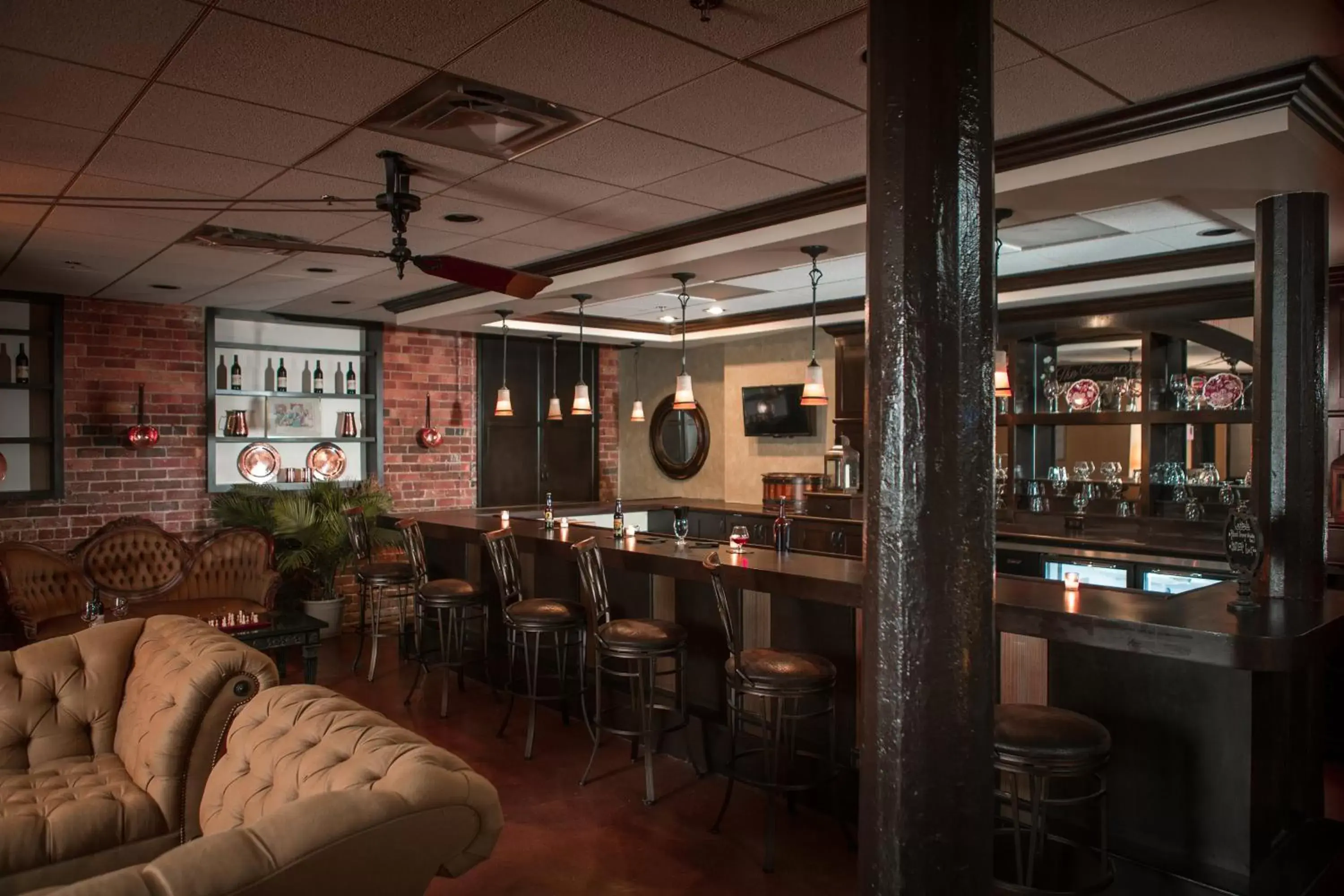 Lounge or bar in The Historic Brookstown Inn, Trademark Collection by Wyndham Lounge or bar in The Historic Brookstown Inn, Trademark Collection by Wyndham