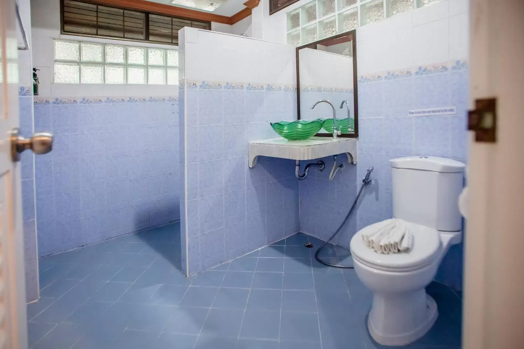 Bathroom in Aonang Cliff View Resort SHA Extra Plus