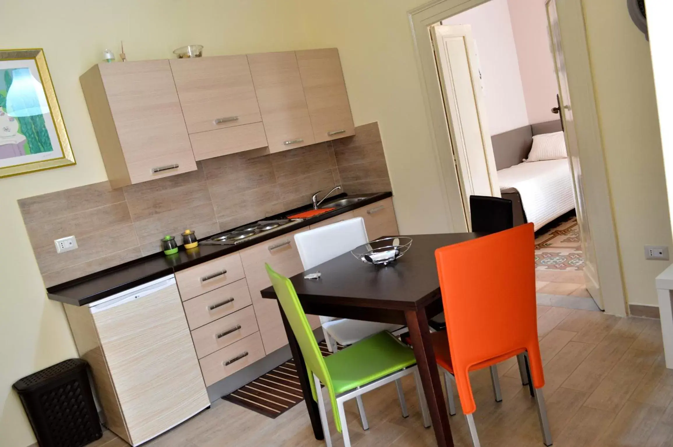 Dining area, Kitchen/Kitchenette in Albergo Diffuso Dimora Rossi