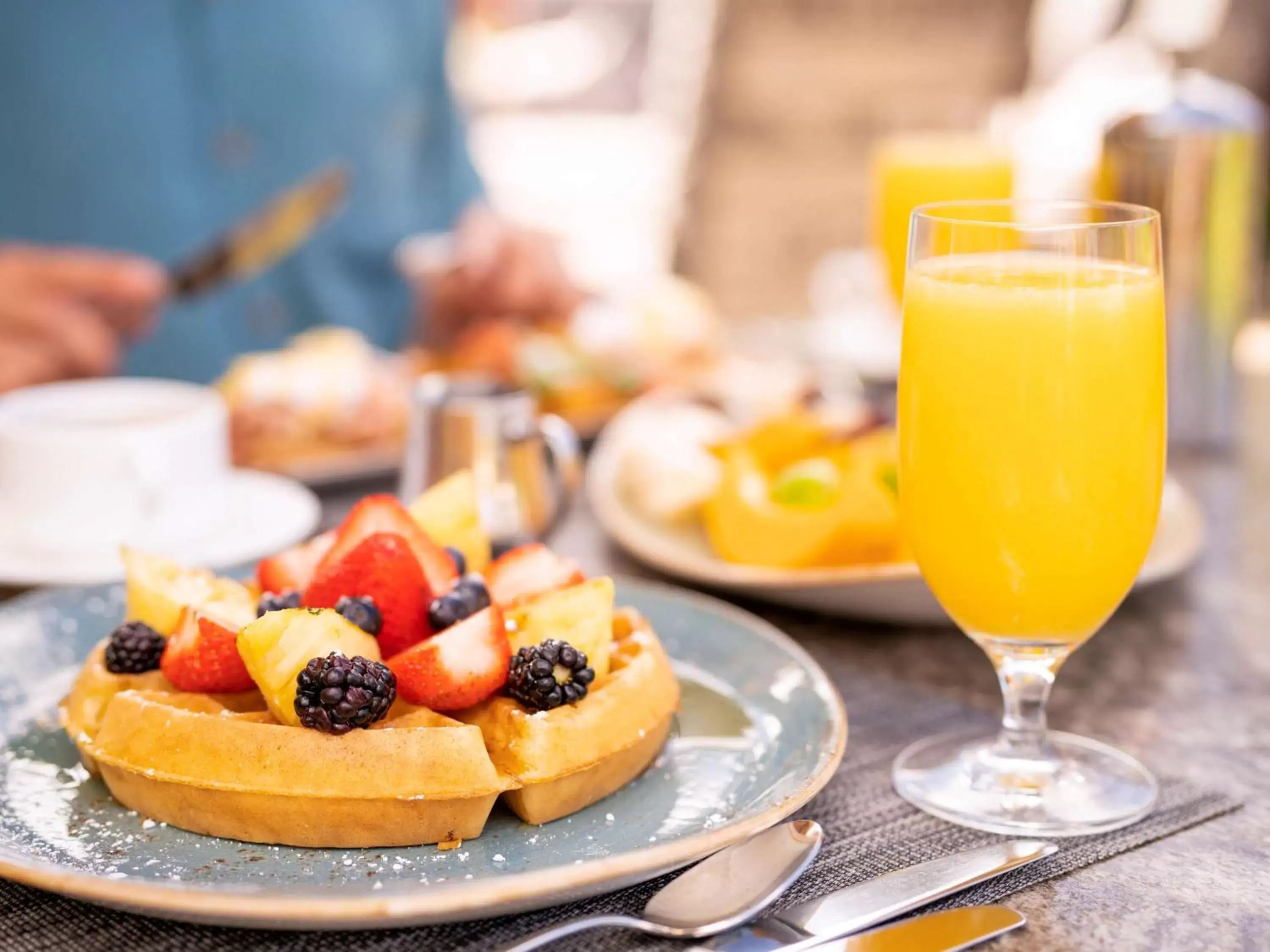 Breakfast in Fairmont Orchid