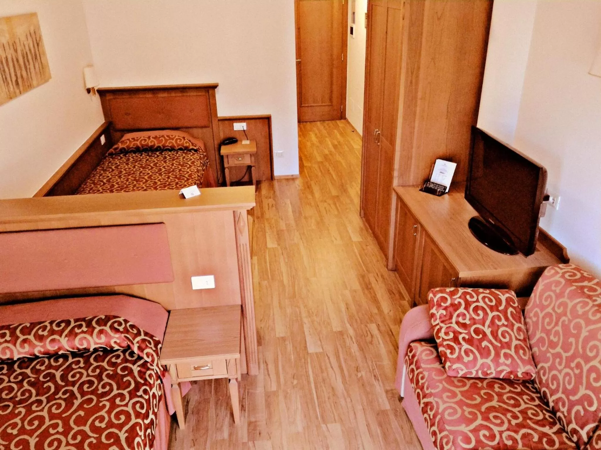 Business Twin Room - single occupancy in Sartori's Hotel