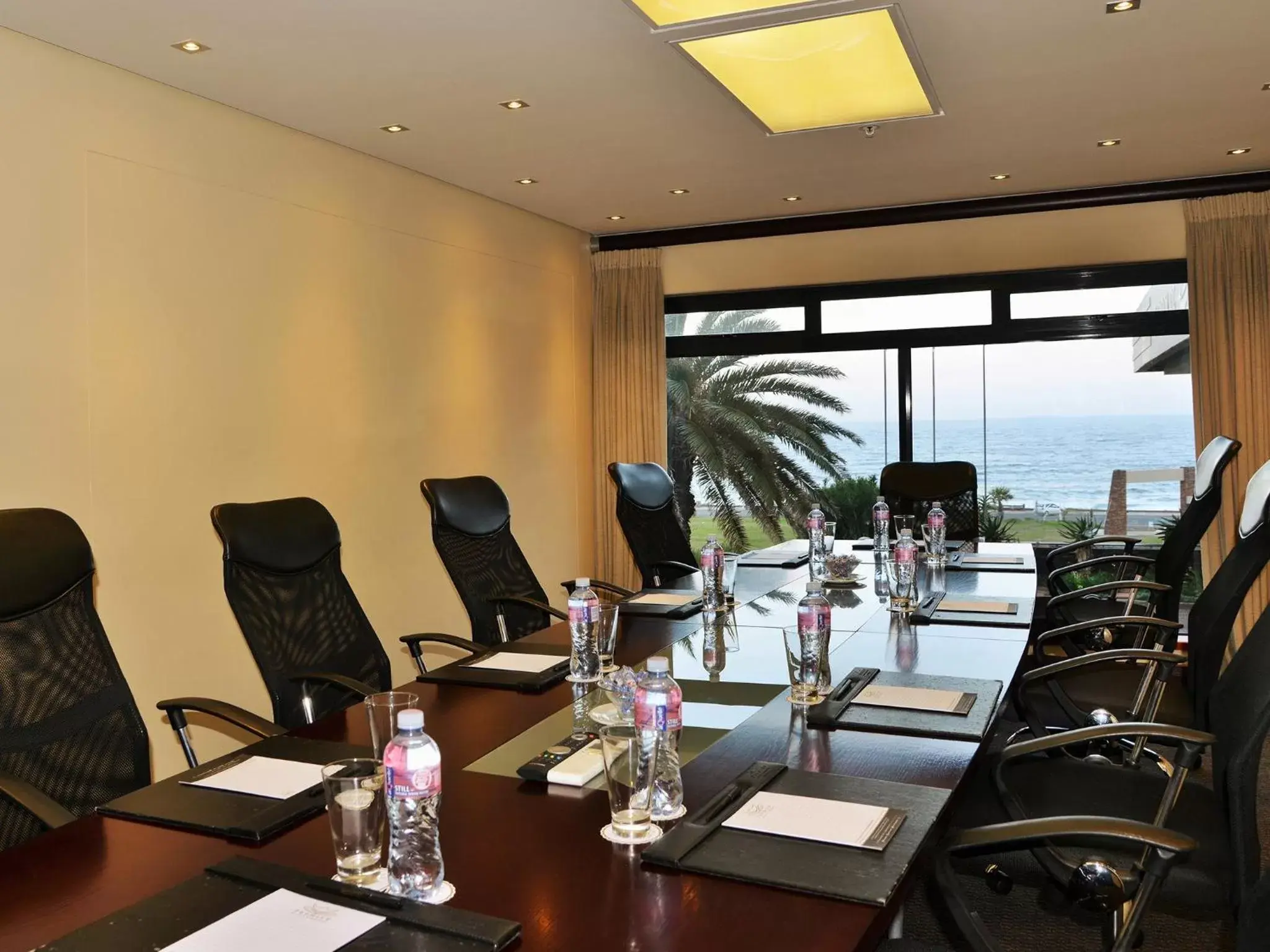 Business facilities in Premier Hotel East London ICC