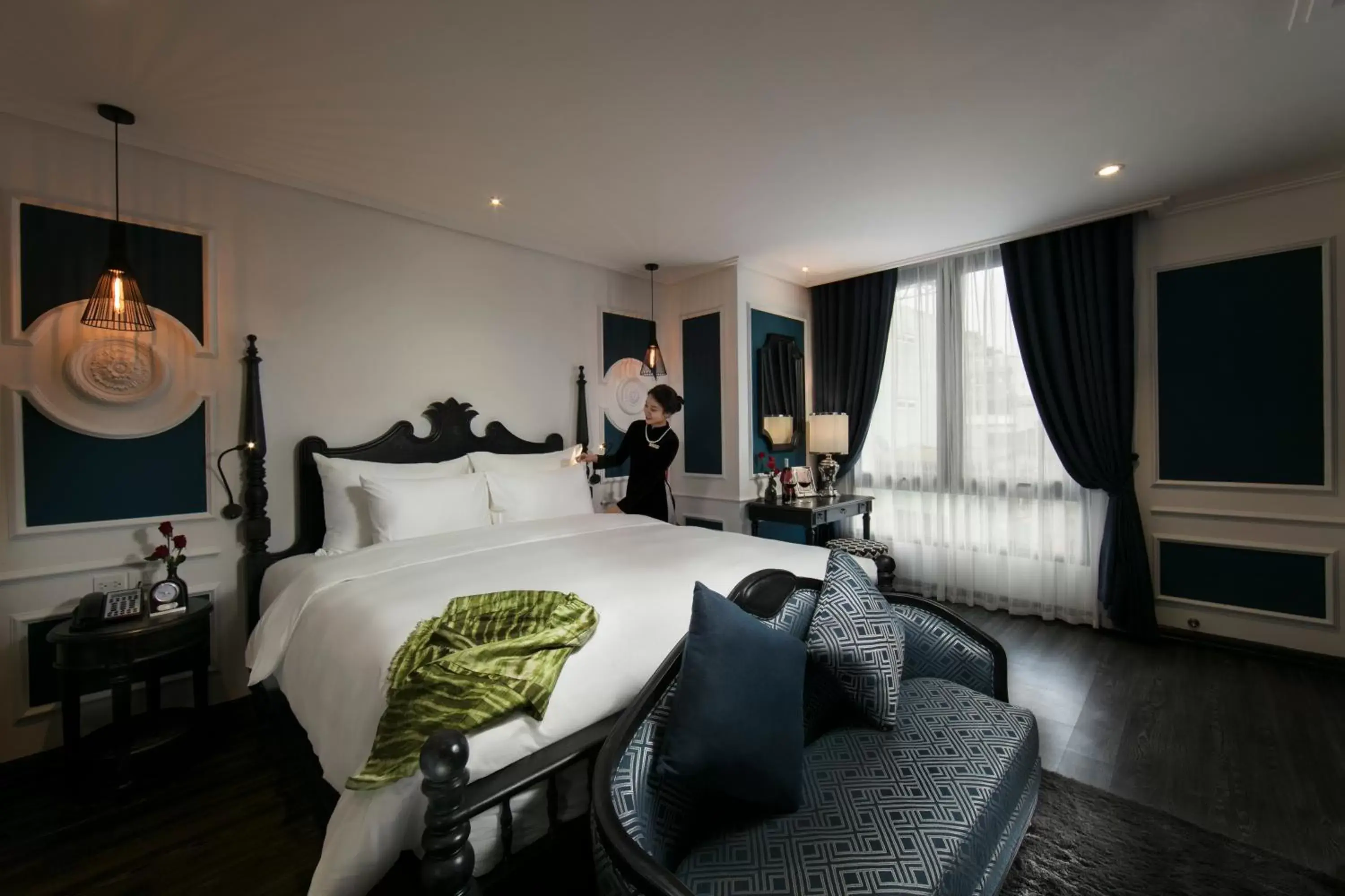 Honeymoon City View in JM Marvel Hotel & Spa Honeymoon City View in JM Marvel Hotel & Spa