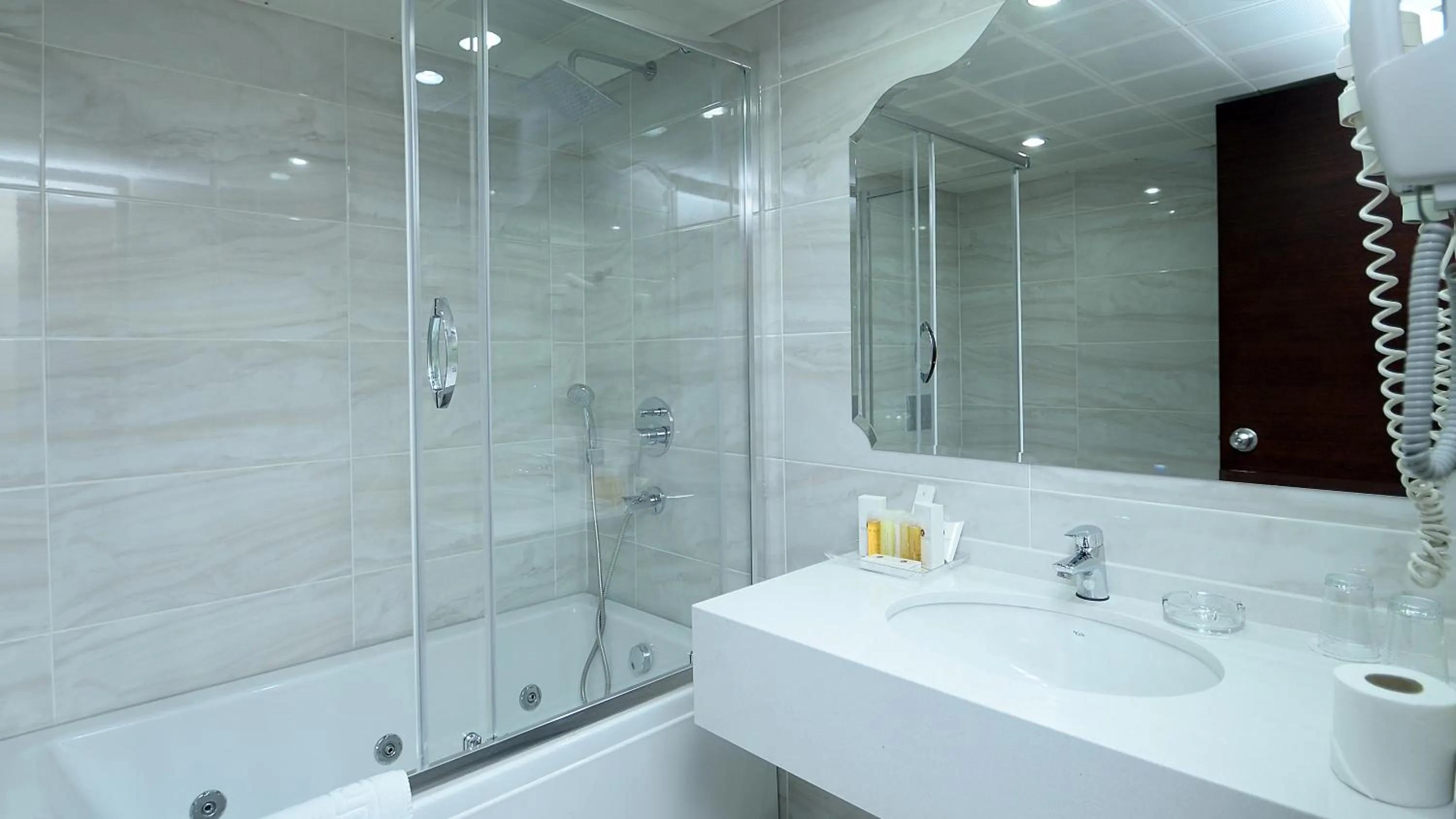 Bathroom in Kaya Prestige Oteli