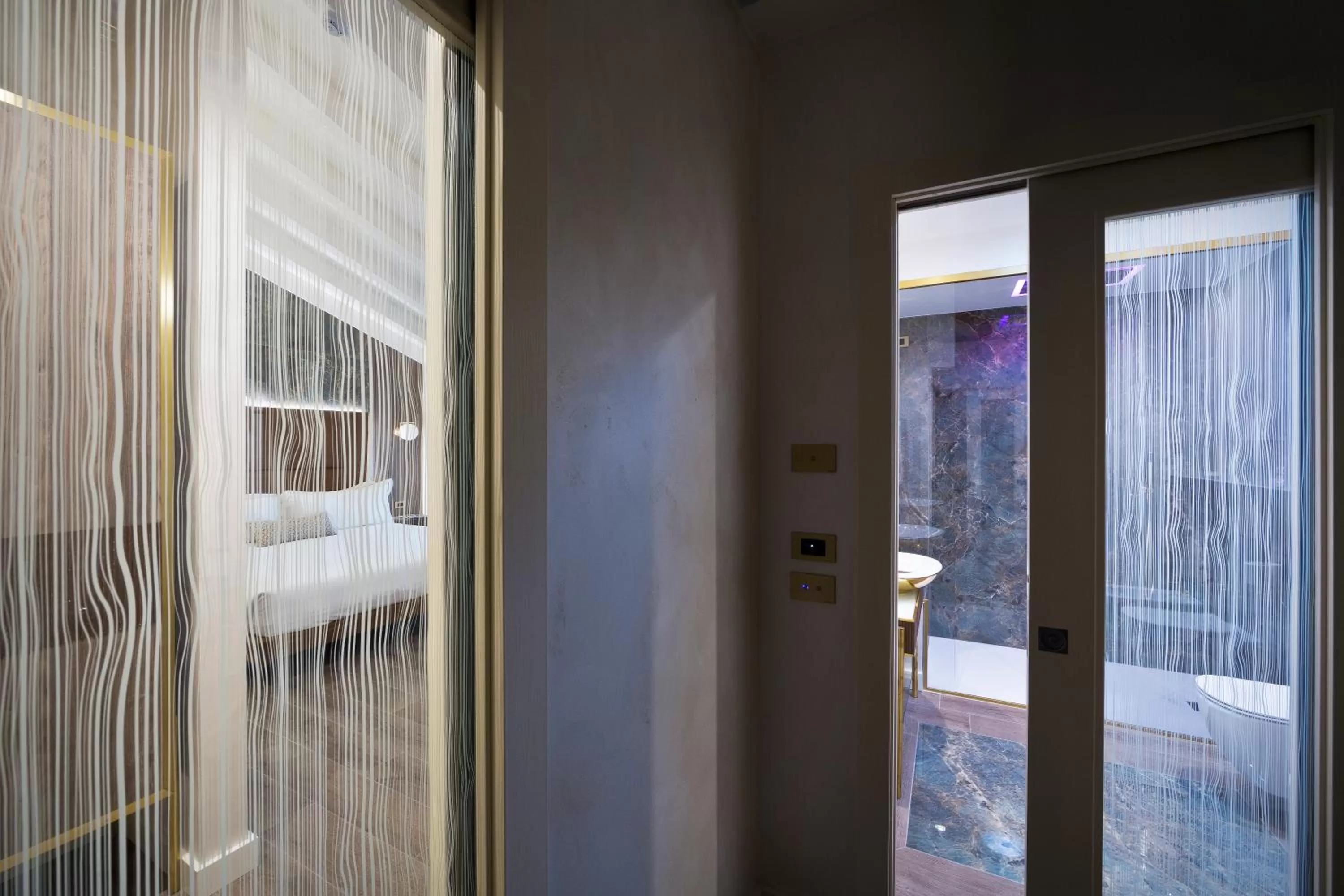 Bed in Vip's Motel Luxury Accommodation & Spa