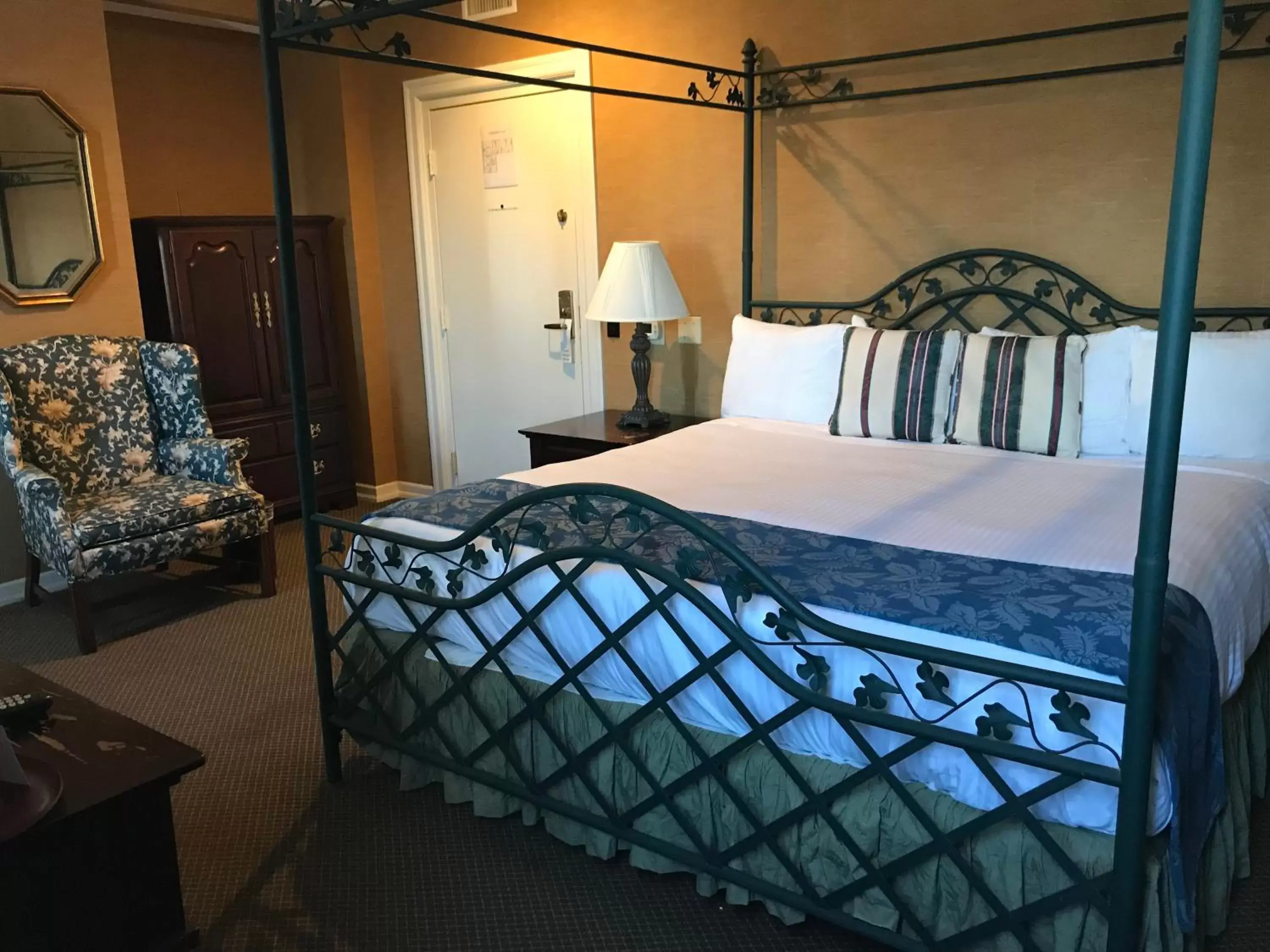 Bed in Waynebrook Inn Bed in Waynebrook Inn