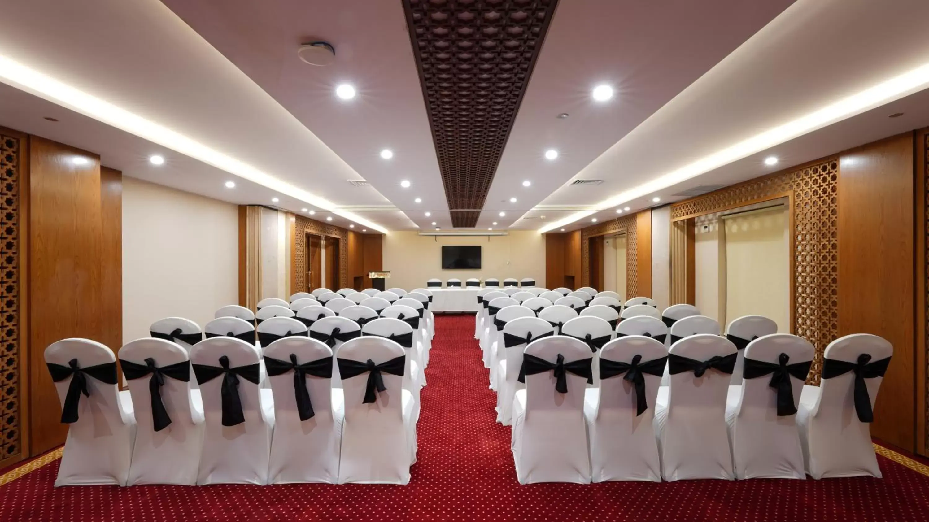 Banquet/Function facilities in Ramada by Wyndham Lahore Gulberg II