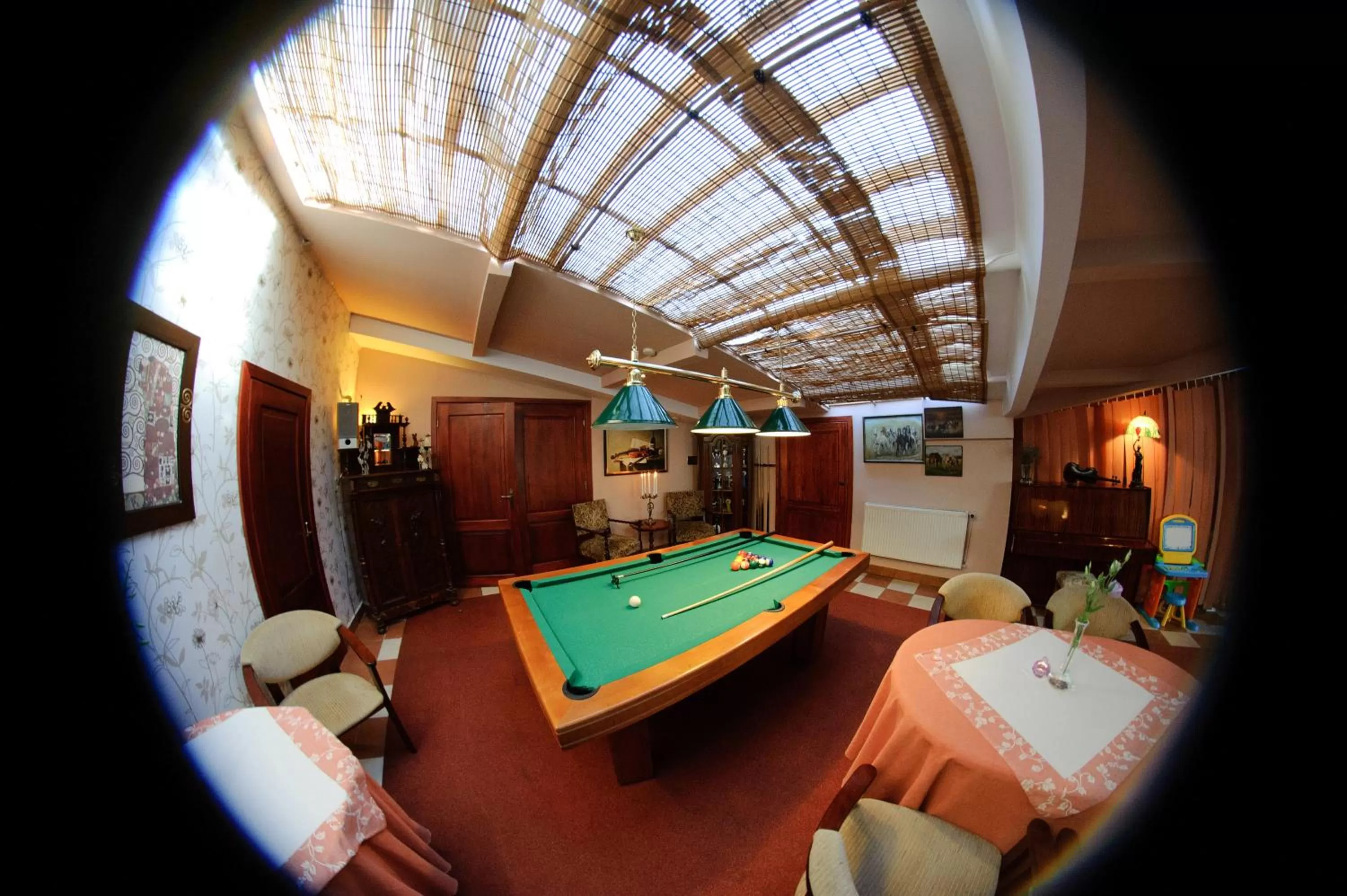 Billiard in Centrum Ulan Spa