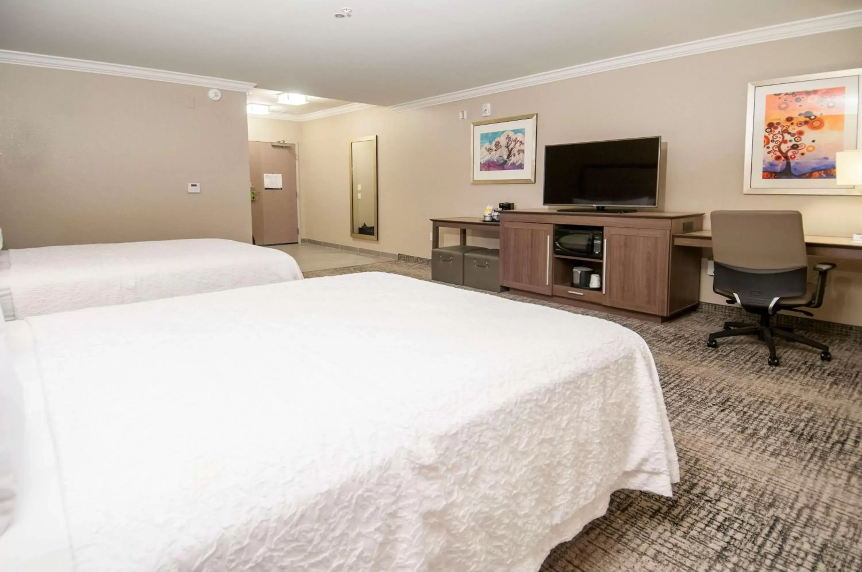 Bedroom, Bed in Hampton Inn & Suites Ridgeland