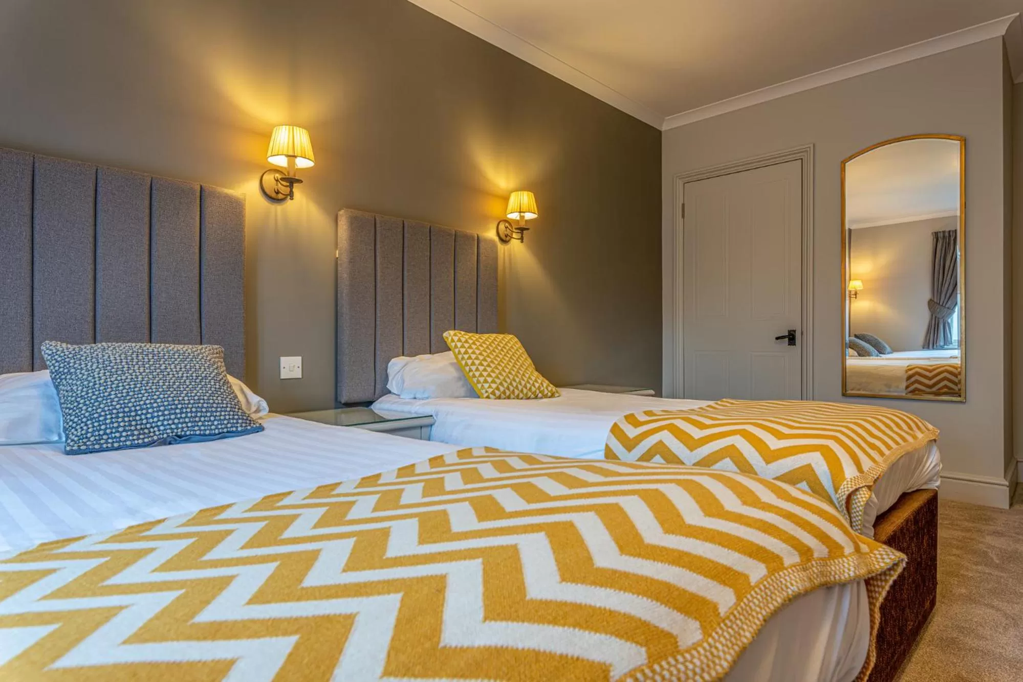 Bed in The Dog & Bear Hotel