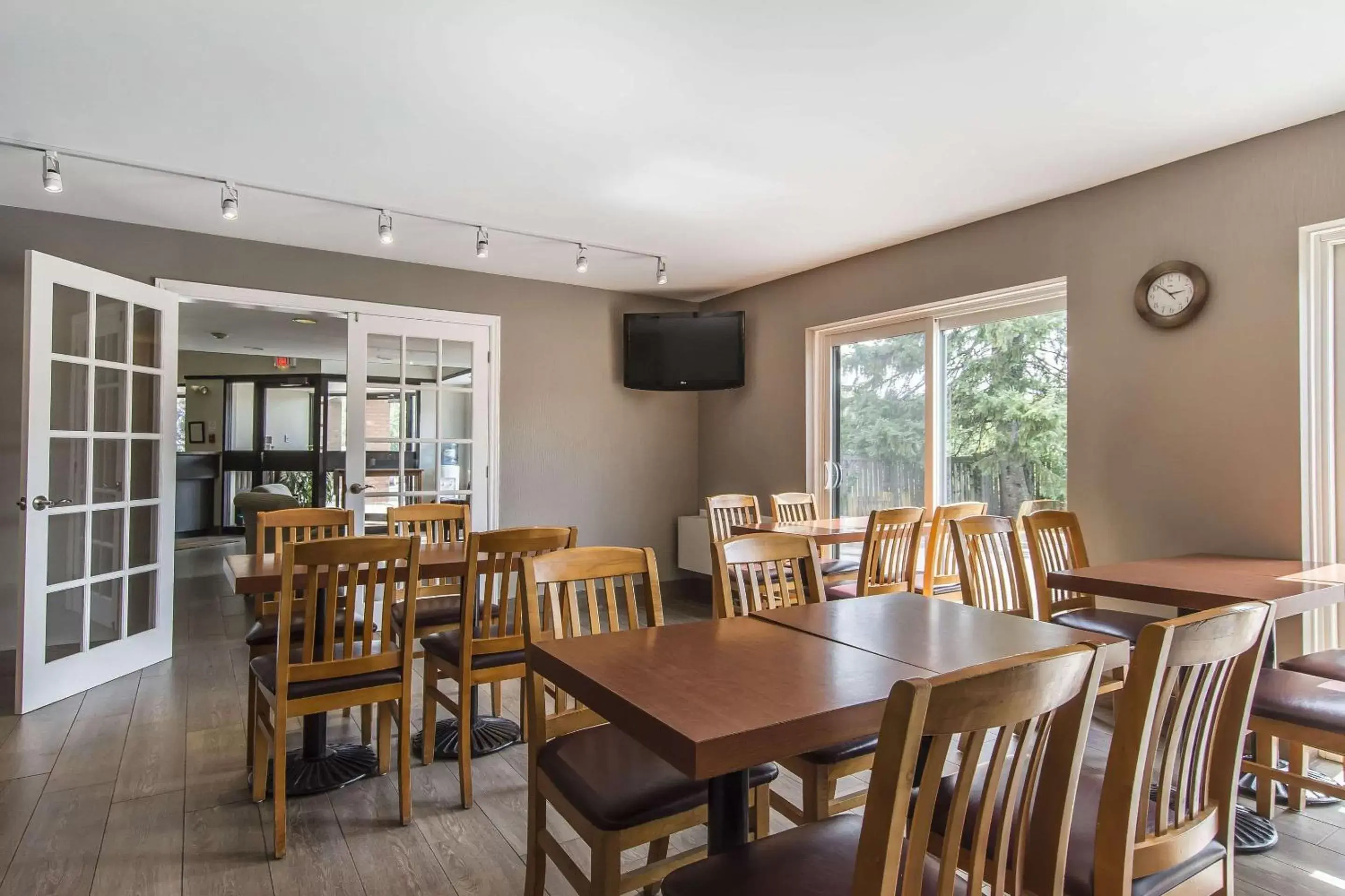 Restaurant/Places to Eat in Comfort Inn Huntsville