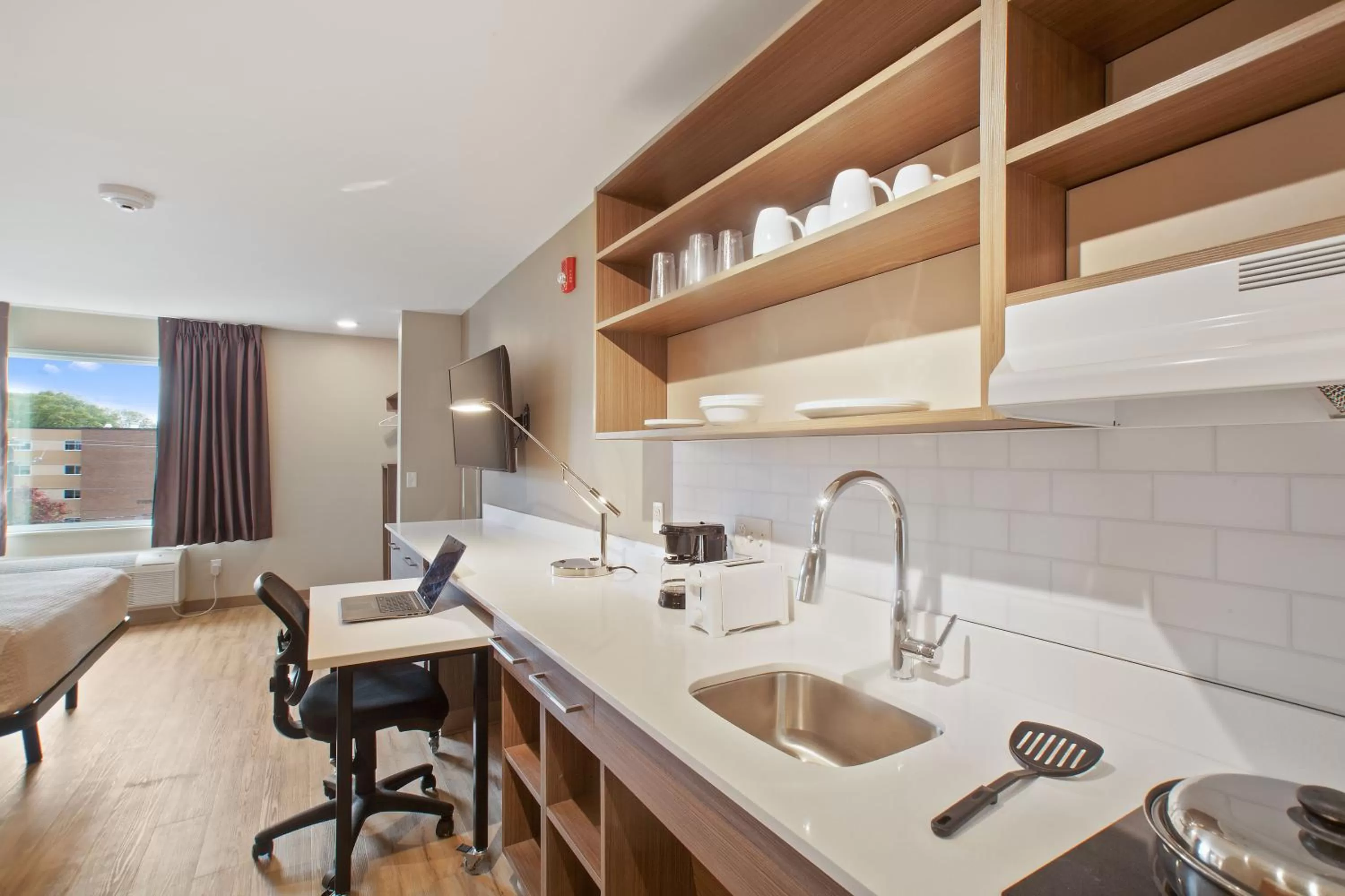 Kitchen or kitchenette in Extended Stay America Premier Suites - Providence - East Providence