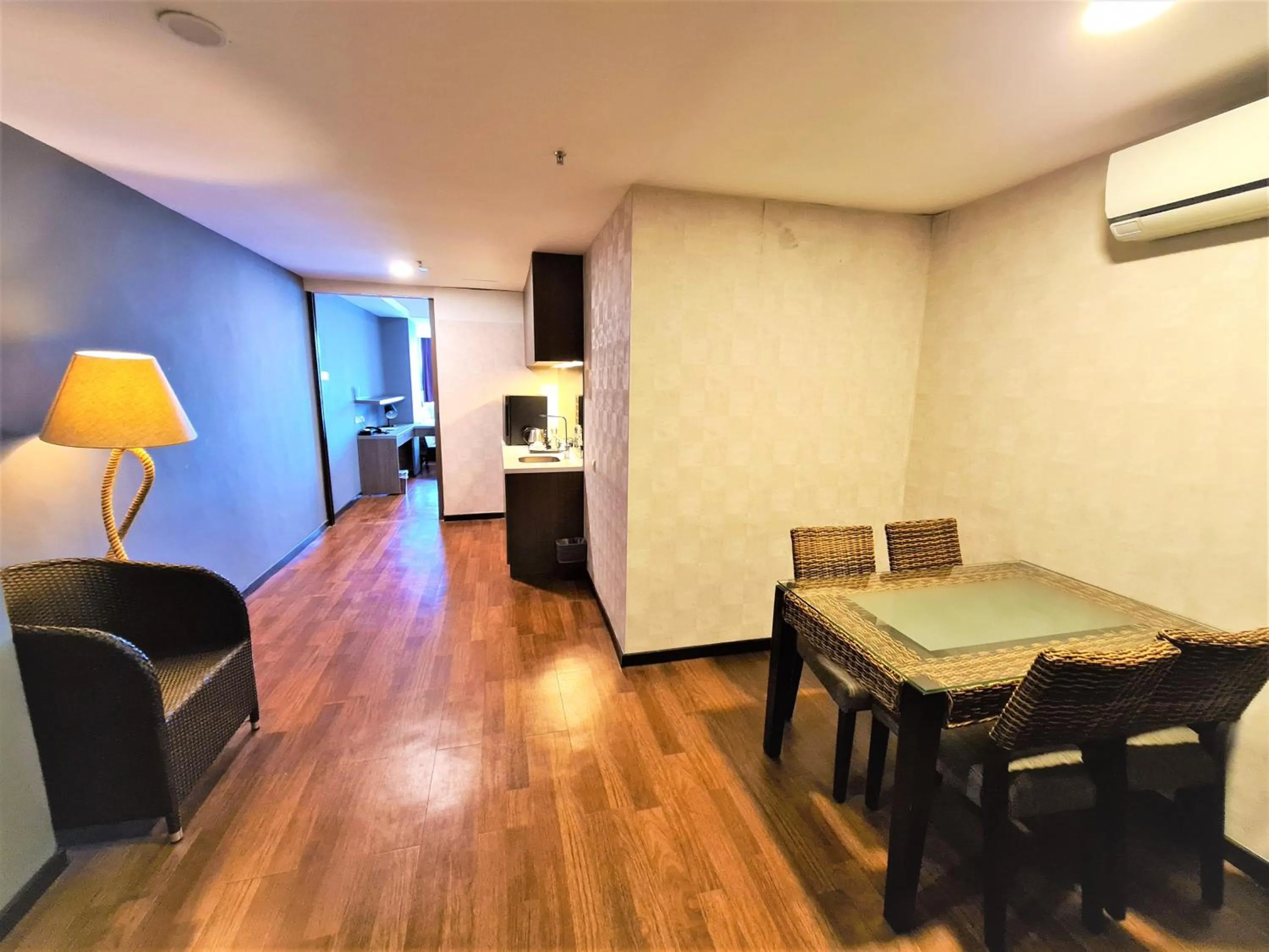 Dining area in Nexus Regency Suites & Hotel