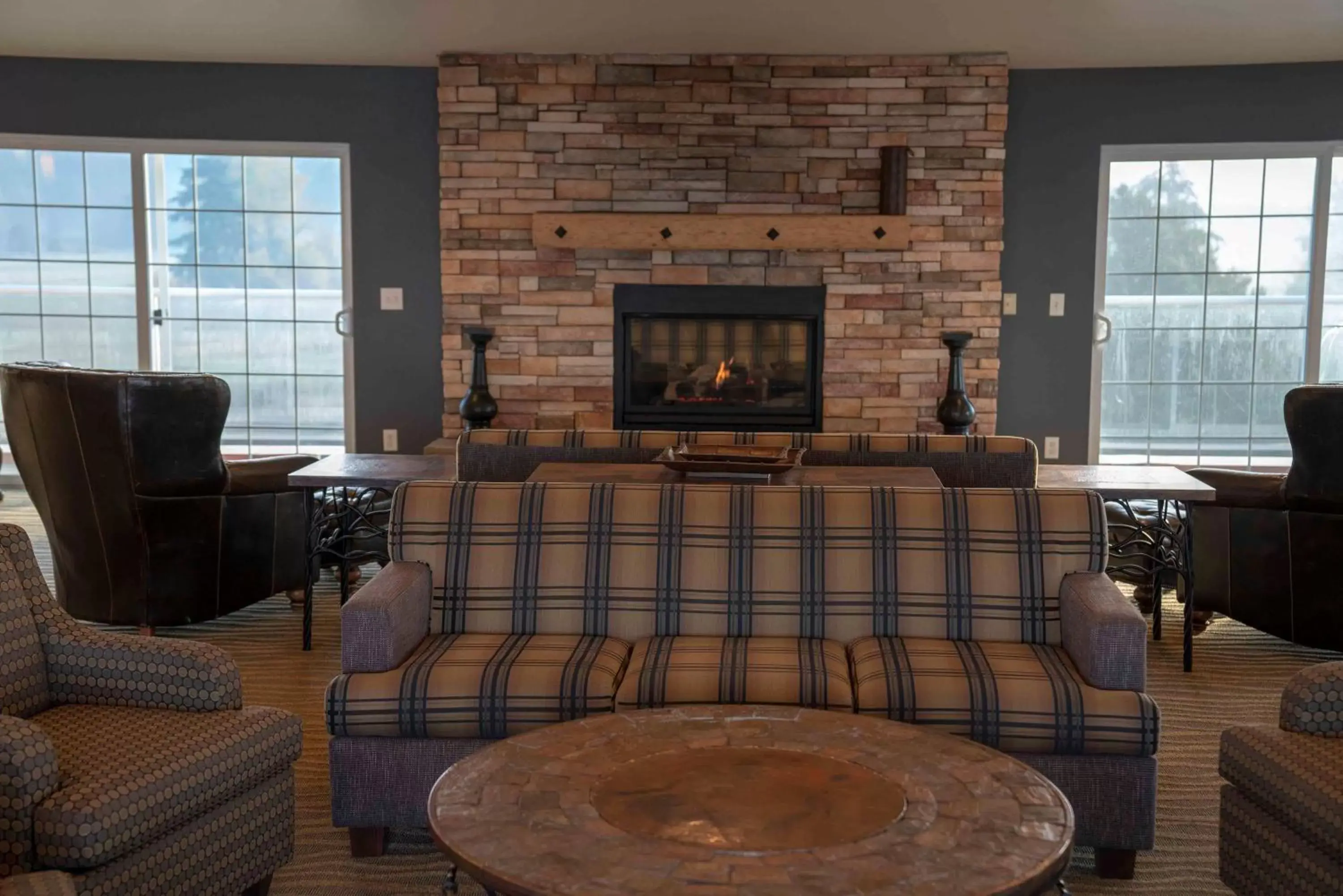 Seating Area in Raintree's Sandcastle, Birch Bay