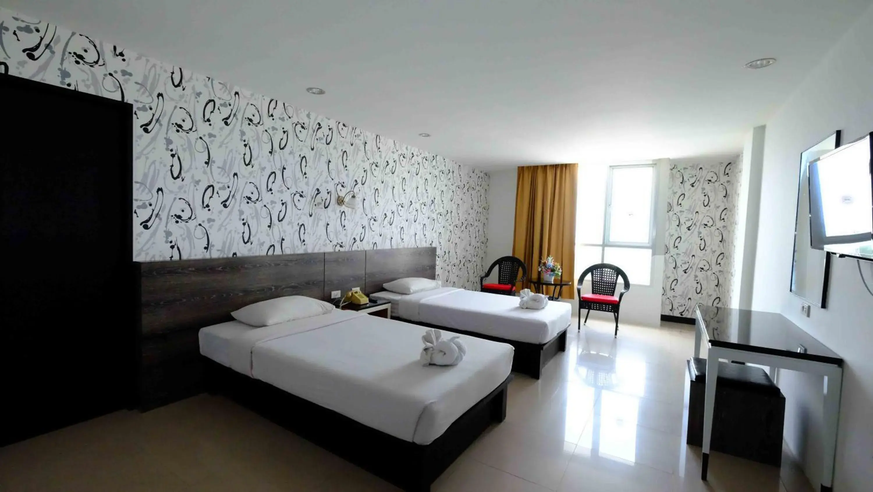 Bedroom in Welcome Plaza Hotel Pattaya