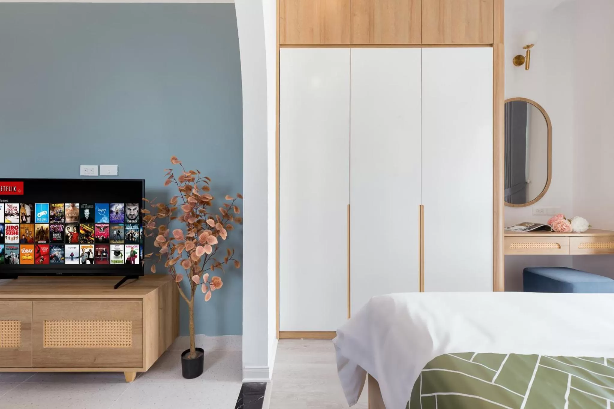 TV and multimedia, Bed in Crescendo Boutique Studio