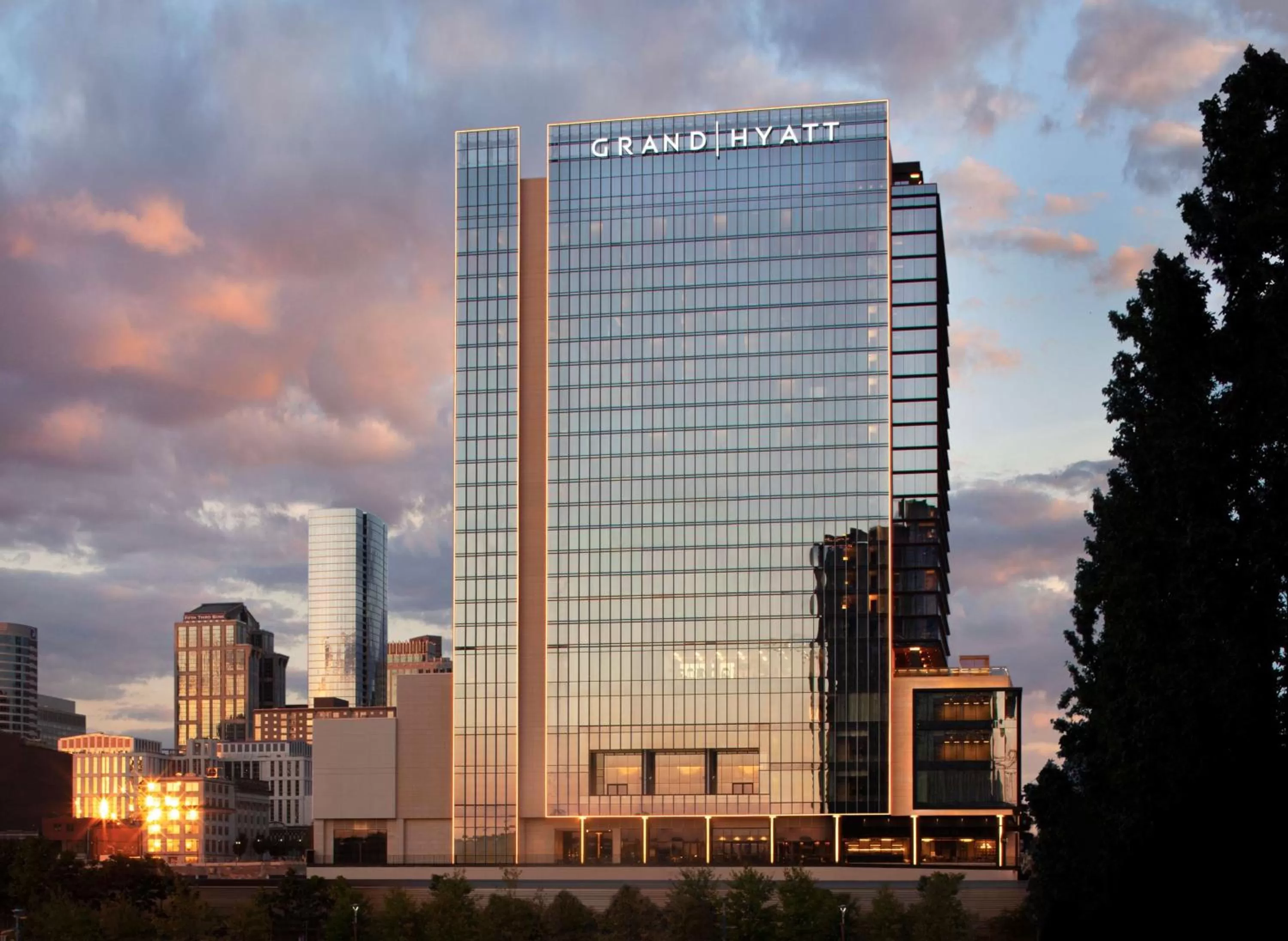 Property building in Grand Hyatt Nashville