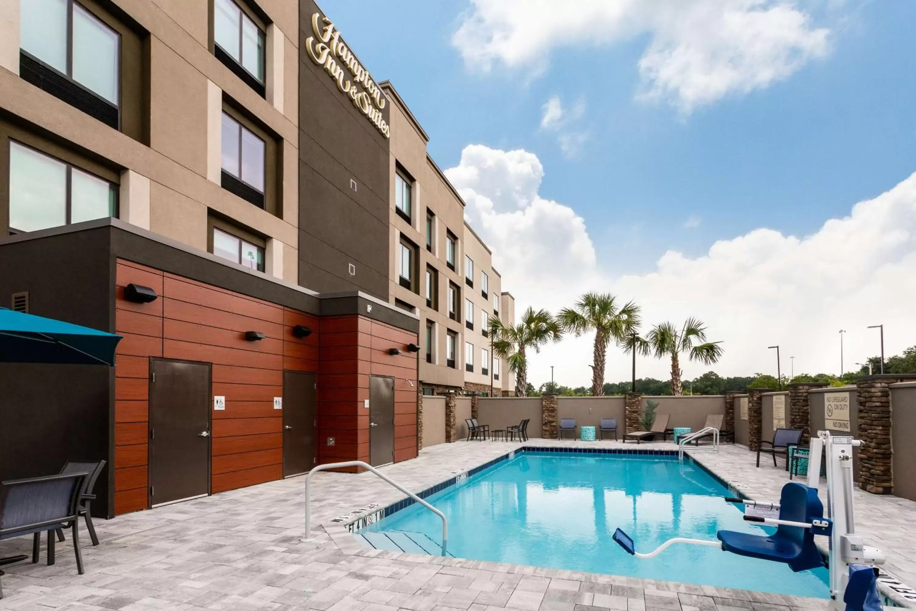 Pool view, Swimming Pool in Hampton Inn & Suites Alachua I-75, FL