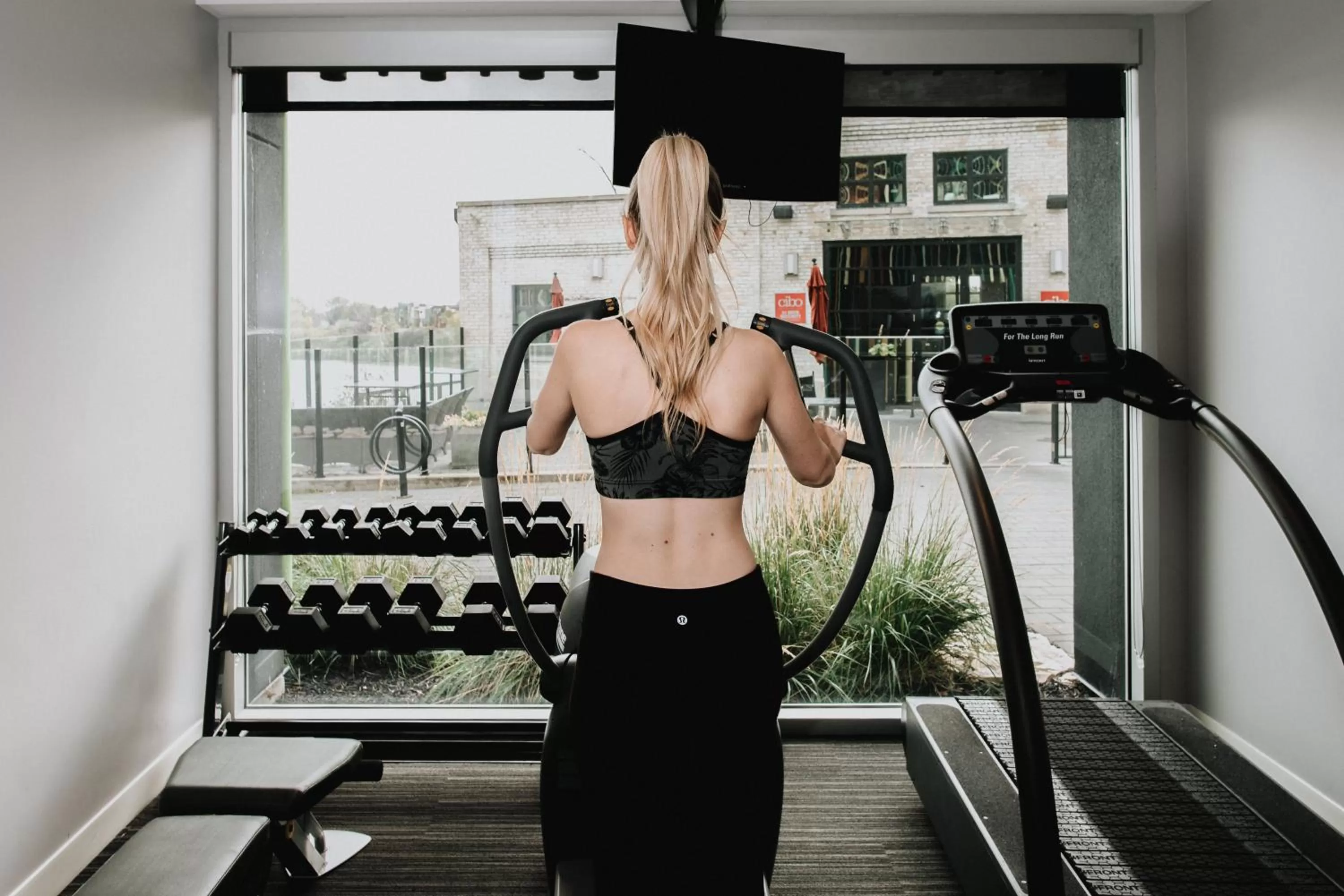 Fitness centre/facilities in Mere Hotel