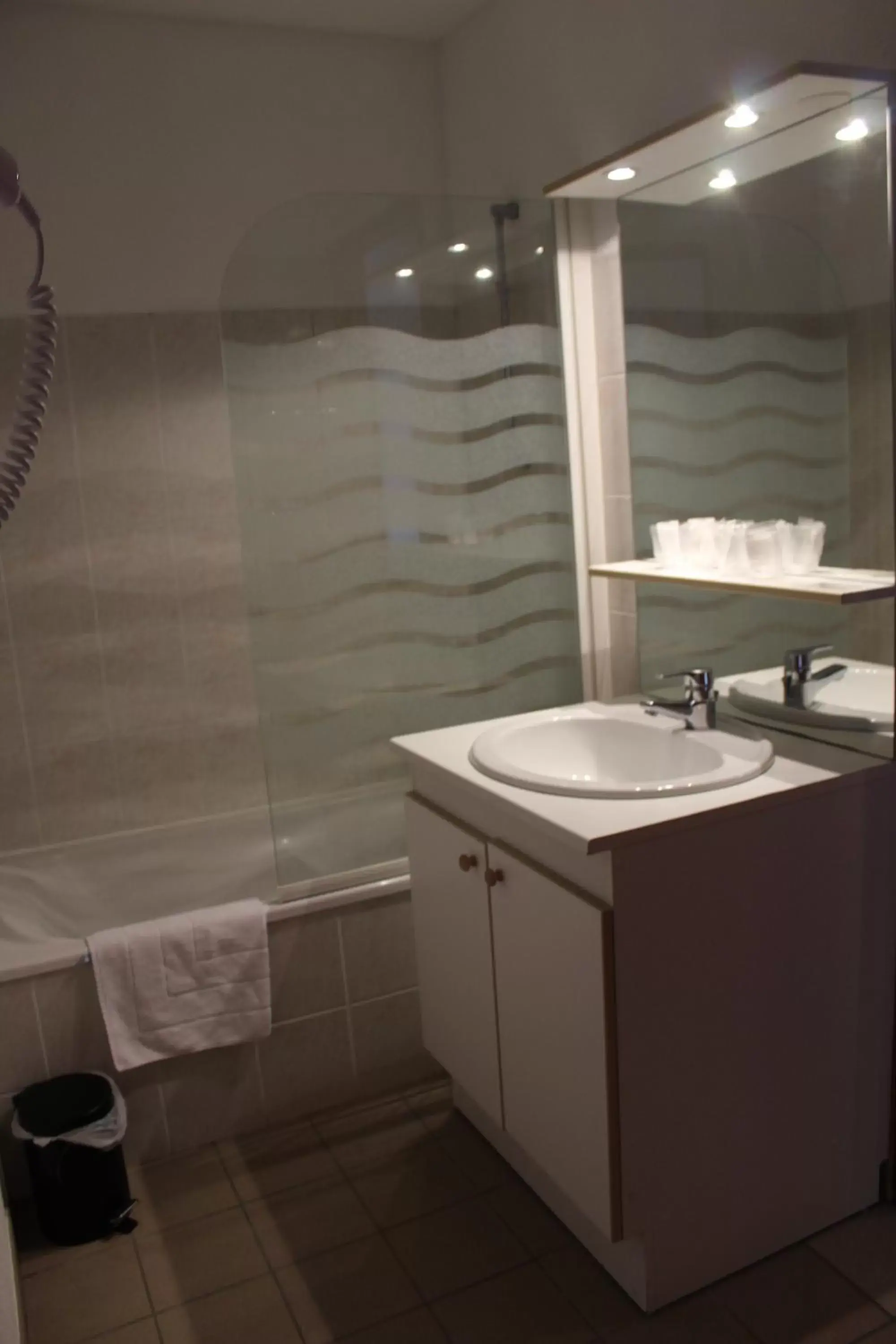 Bathroom in Hotel Restaurant Du Haut Du Roc