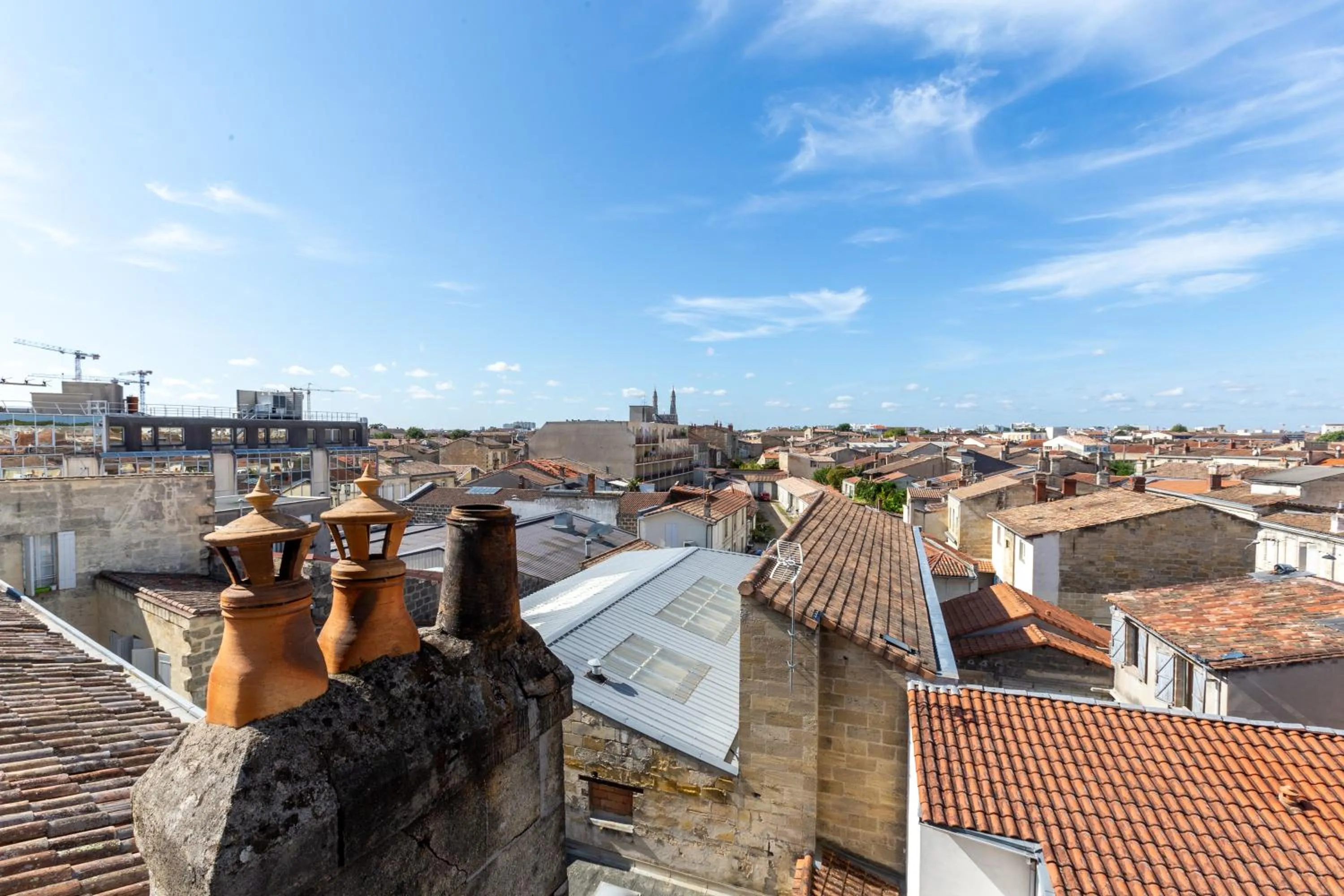 Property building in Cit'Hotel Le Regina Bordeaux Gare Saint-Jean