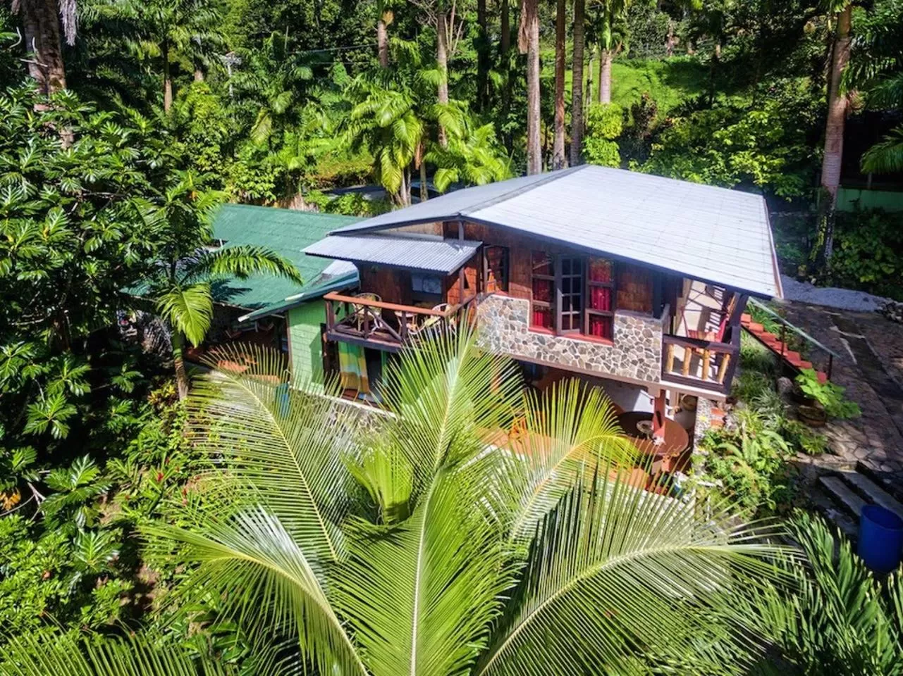 Property building in Cocoa Cottage