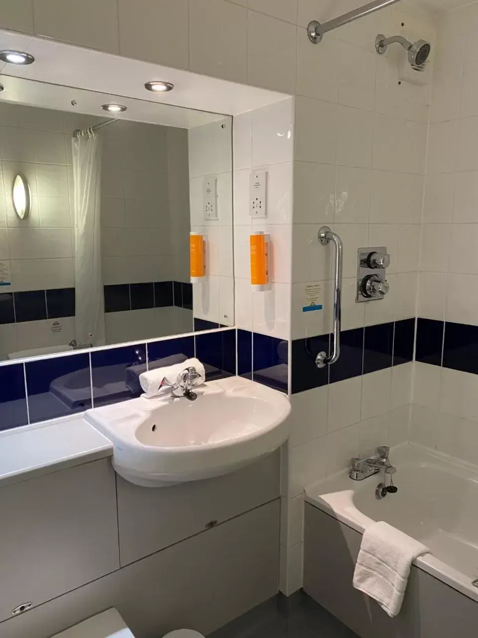 Shower, Bathroom in Days Inn Michaelwood M5