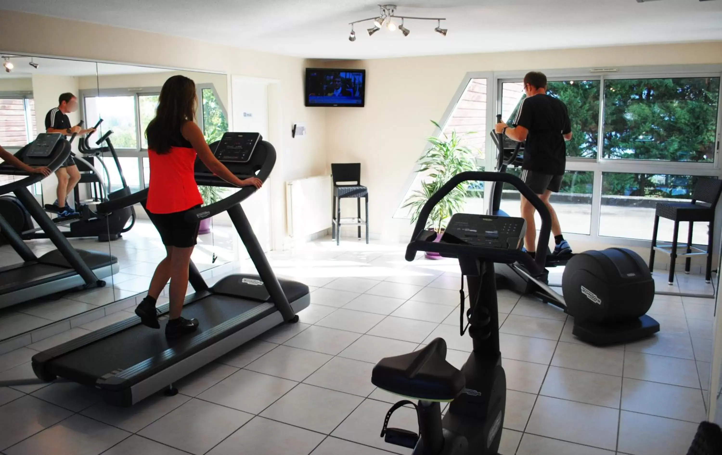 Fitness centre/facilities, Fitness Center/Facilities in Mercure Vannes Le Port