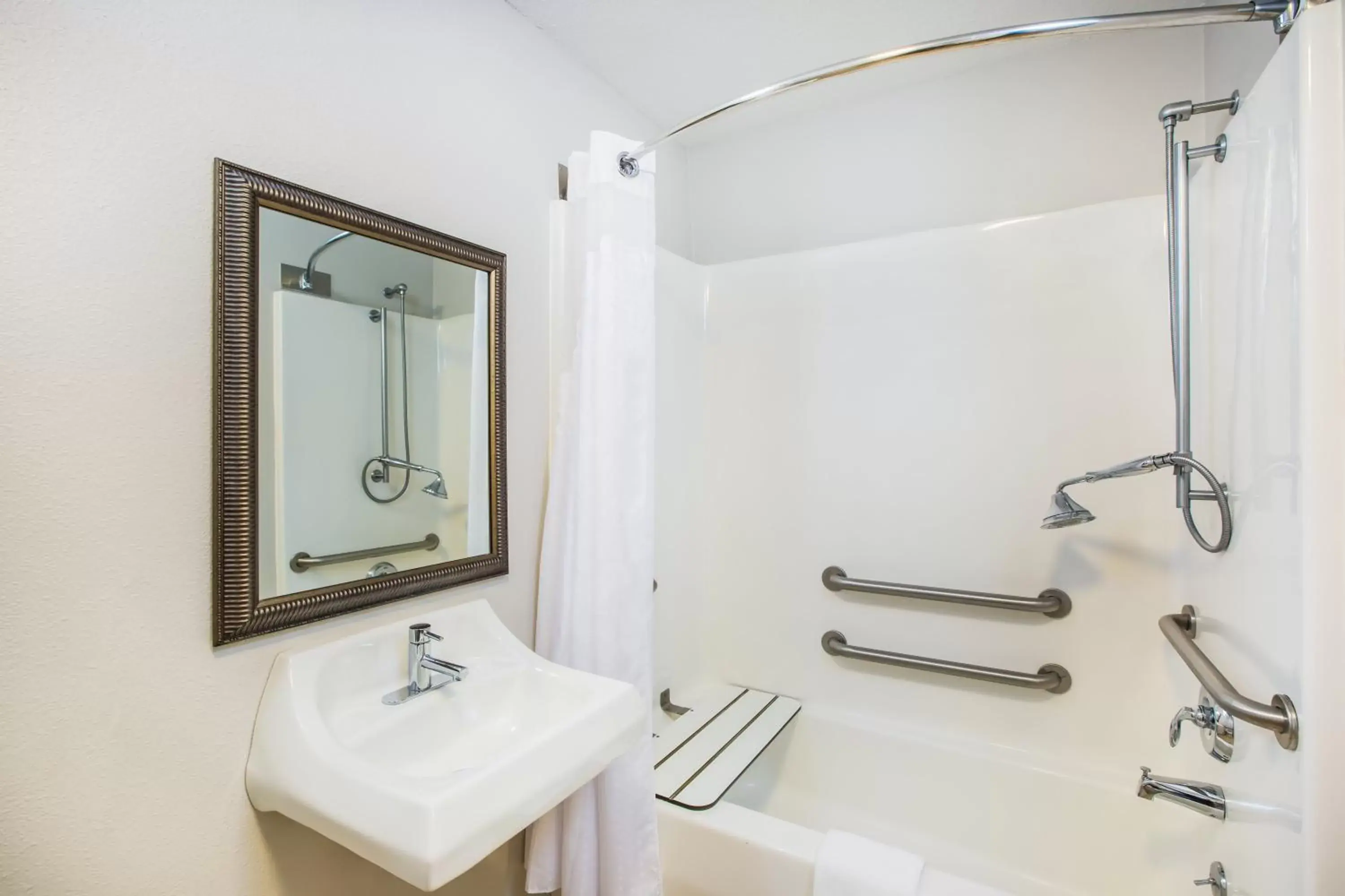 Bathroom in Holiday Inn Express Hotel & Suites Bellevue-Omaha Area, an IHG Hotel