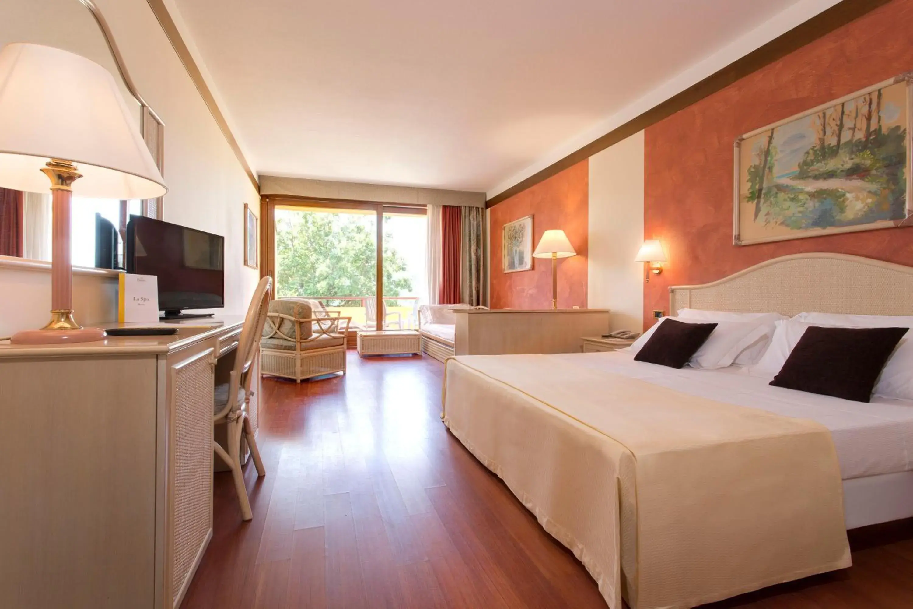 Photo of the whole room, Bed in Poiano Garda Resort Hotel