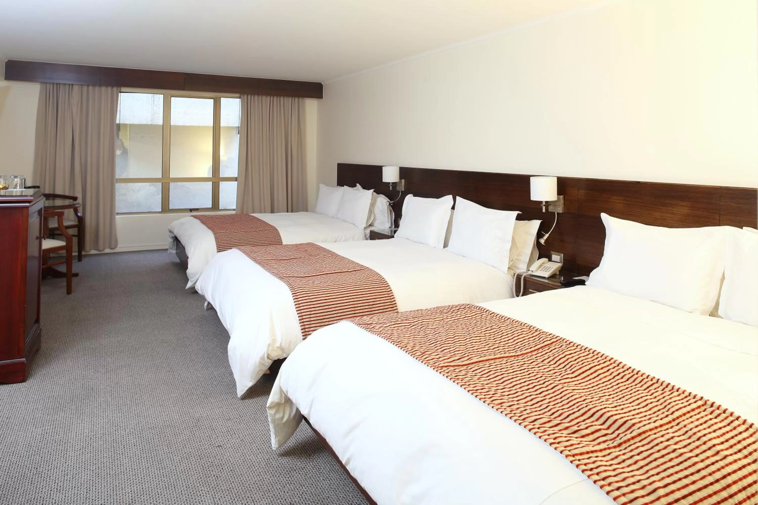 Bed in MR Hotel Providencia (ex Hotel Neruda)