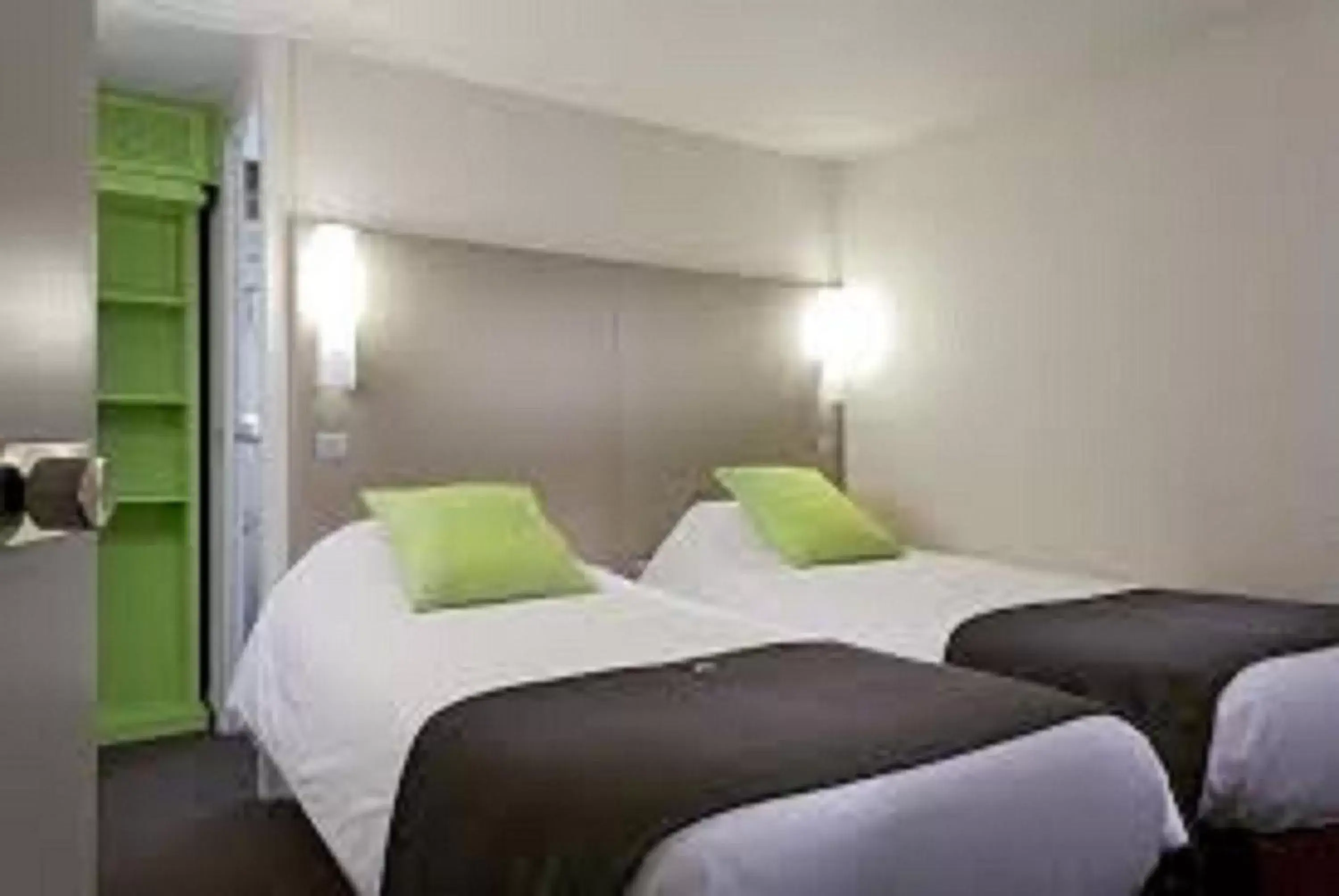 Twin Room in Campanile Bordeaux Sud Hopital Haut Leveque - Pessac