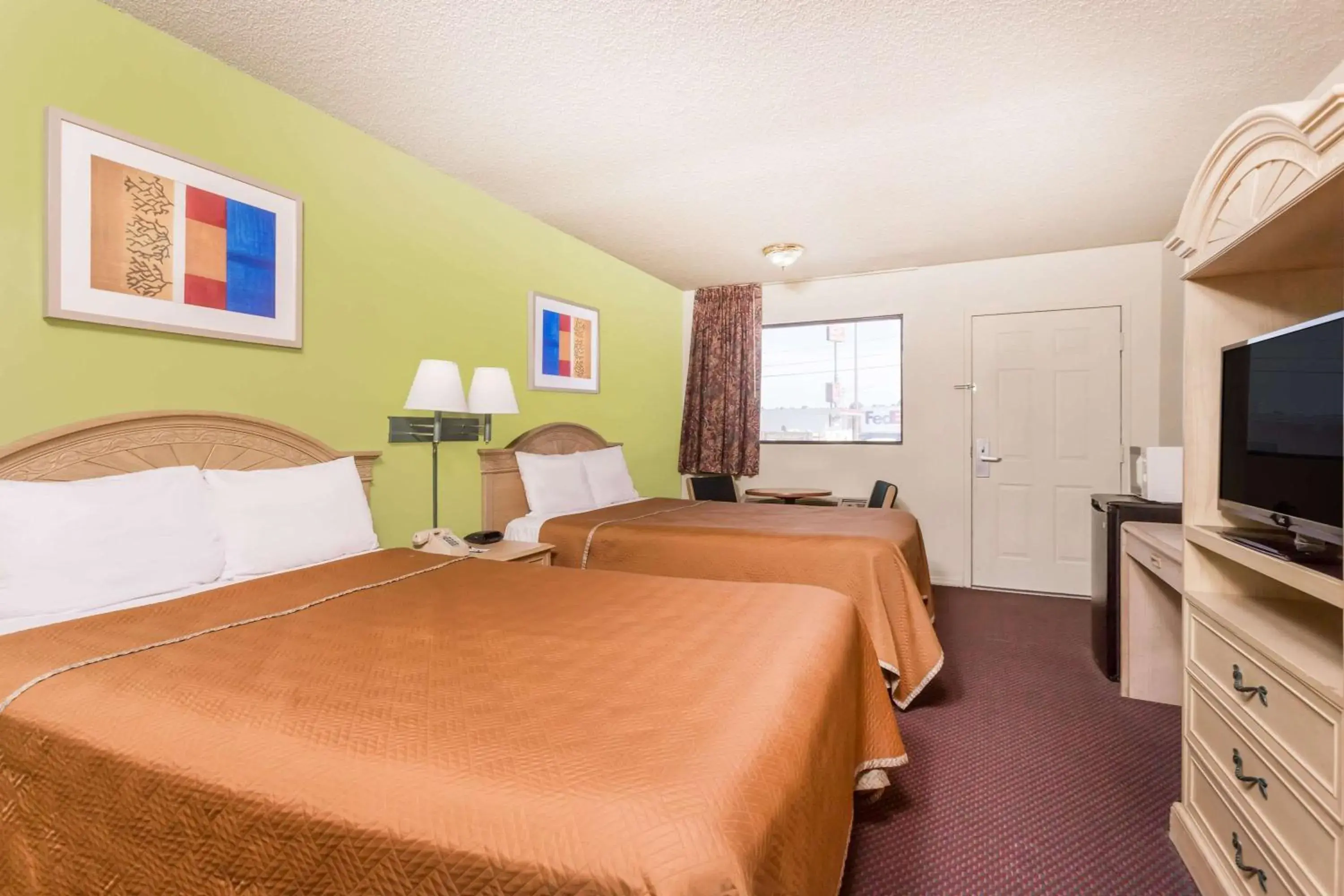 Photo of the whole room, Bed in Travelodge by Wyndham Cordele