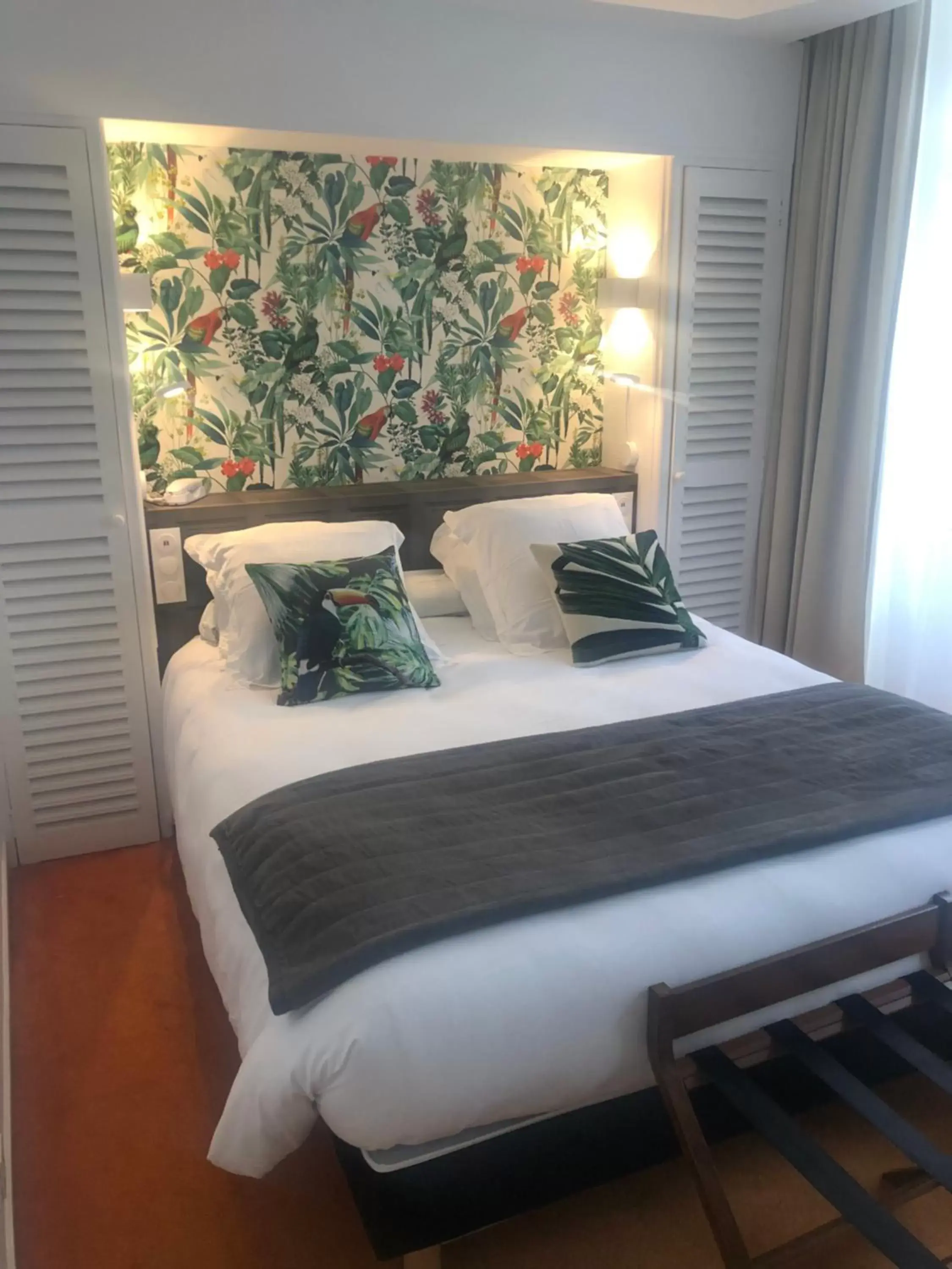 Bed in Hôtel Moderna